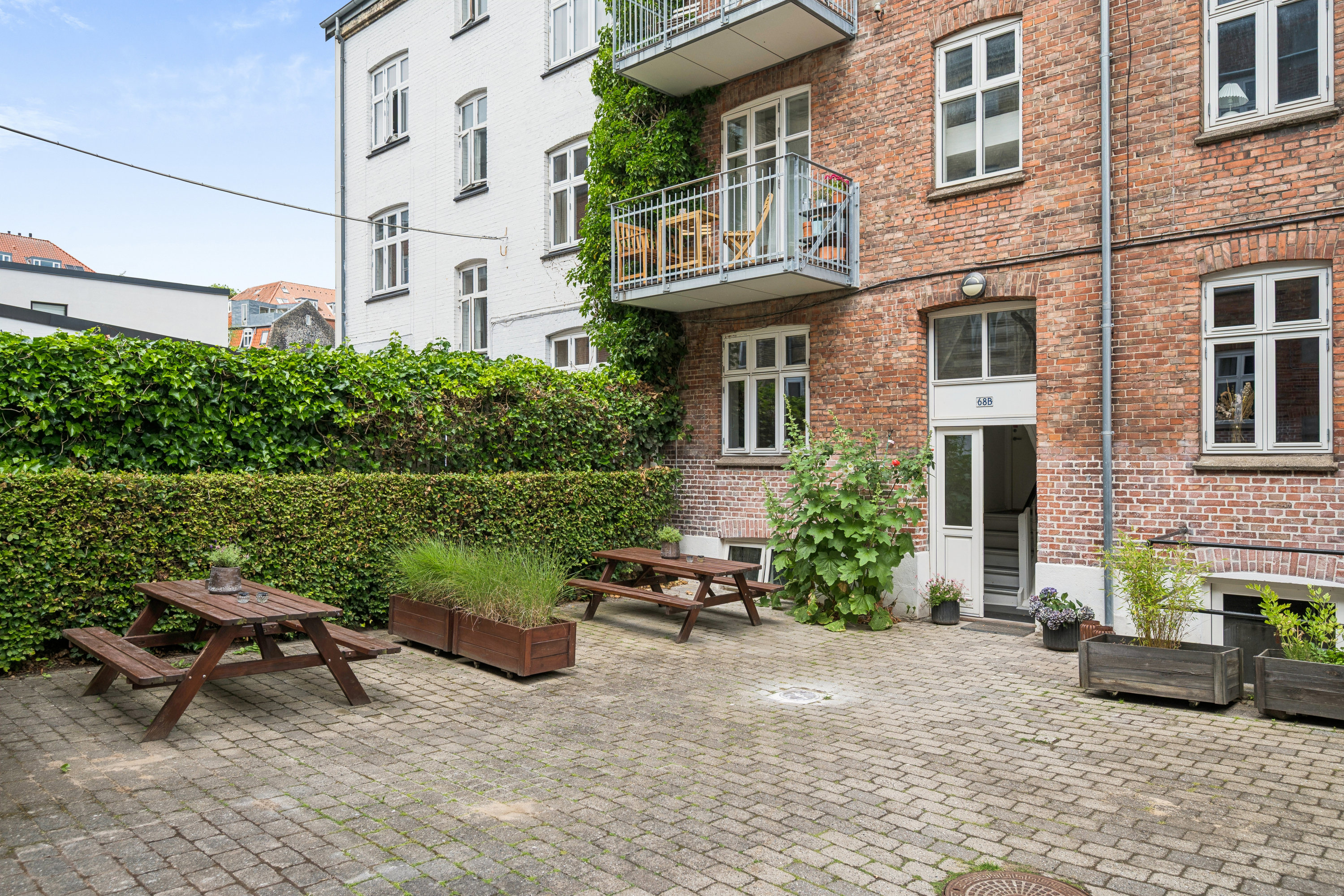 Fremhævet andet billede i fuldskærmstilstand. Billede af Ny Munkegade 68B, st. th., 8000 Aarhus C