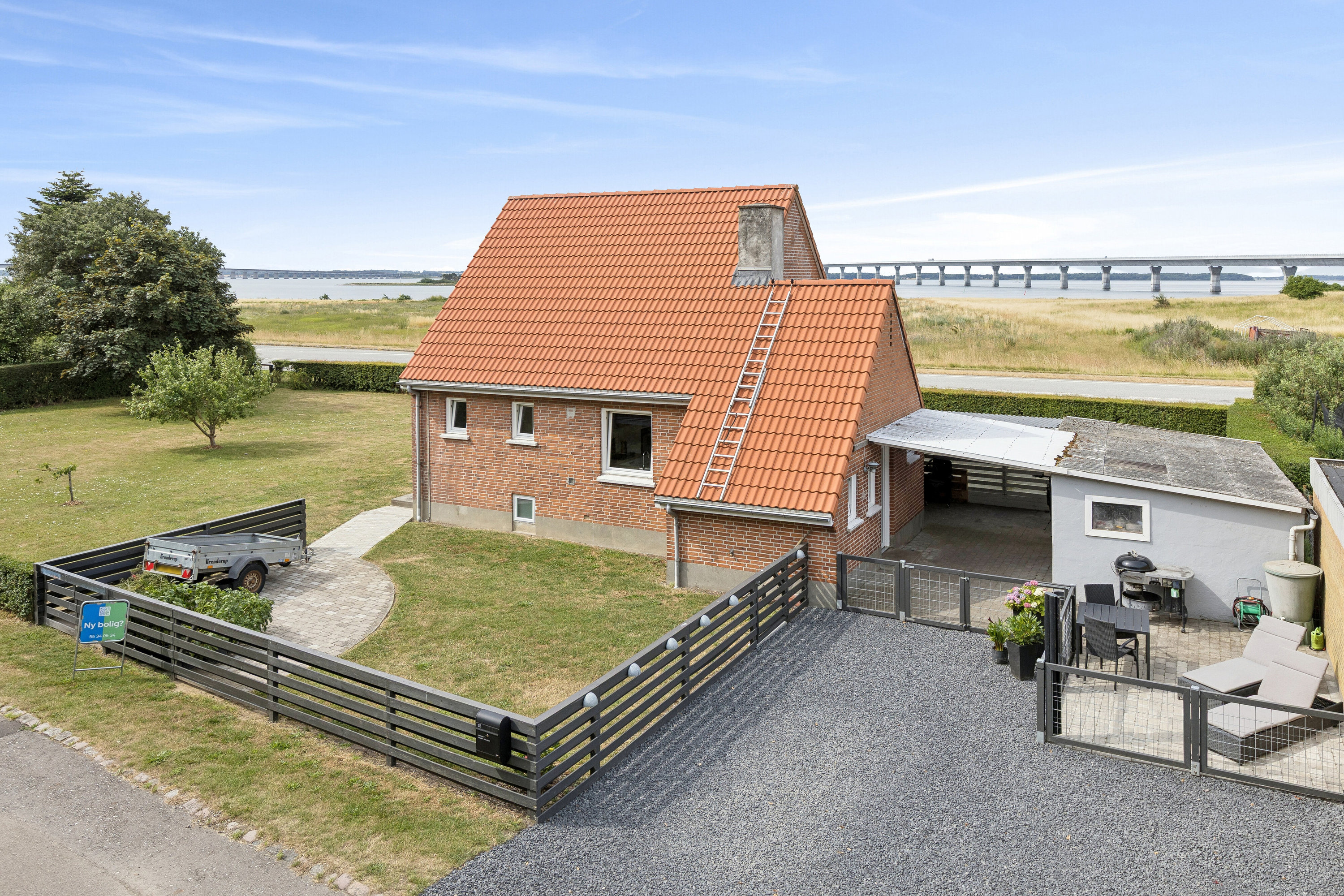 Fremhævet set fra vejen billede i fuldskærmstilstand. Billede af Maagevej 32, 4760 Vordingborg