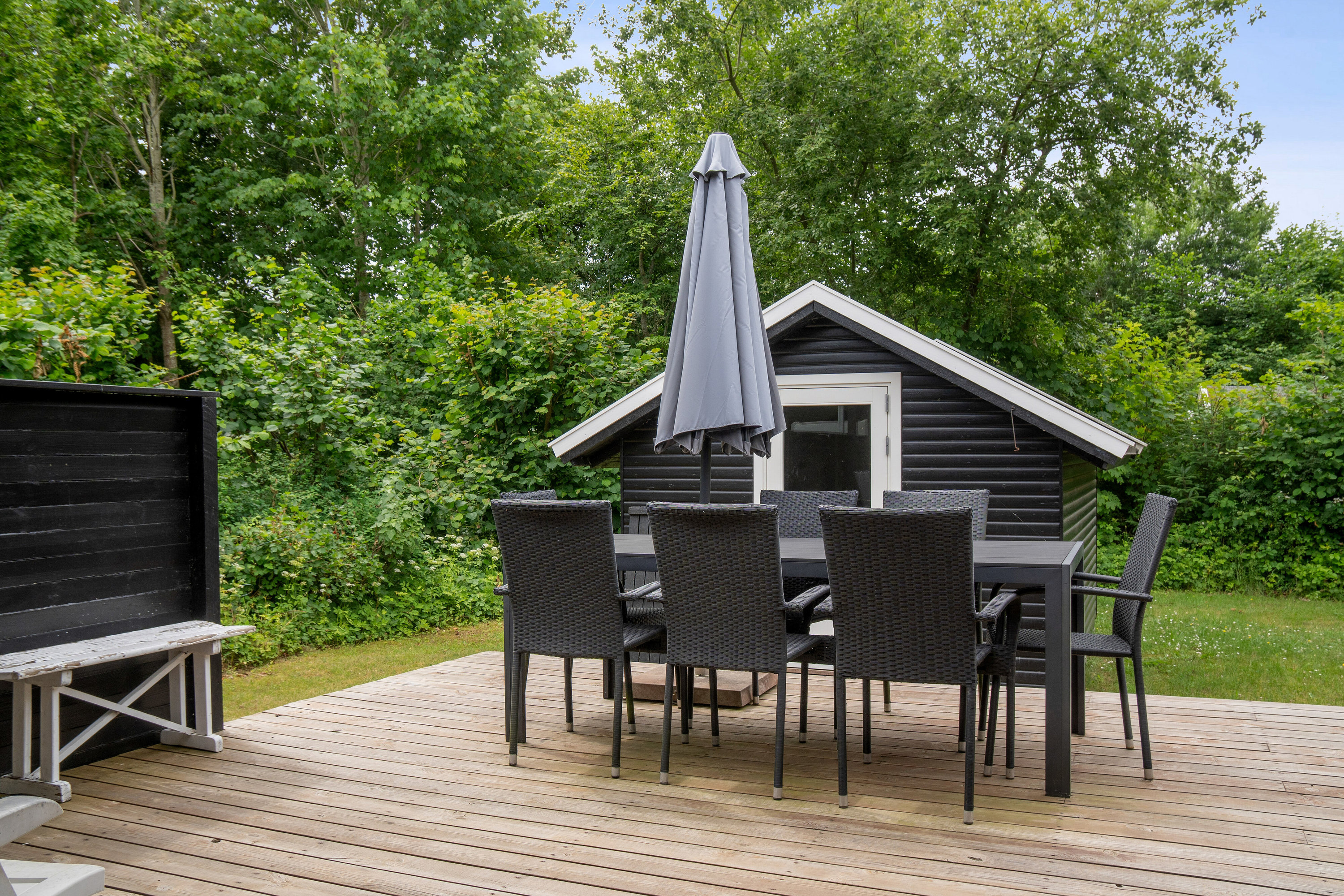 Fremhævet terrasse billede i fuldskærmstilstand. Billede af Saturnvej 24, Højby Lyng, 4573 Højby