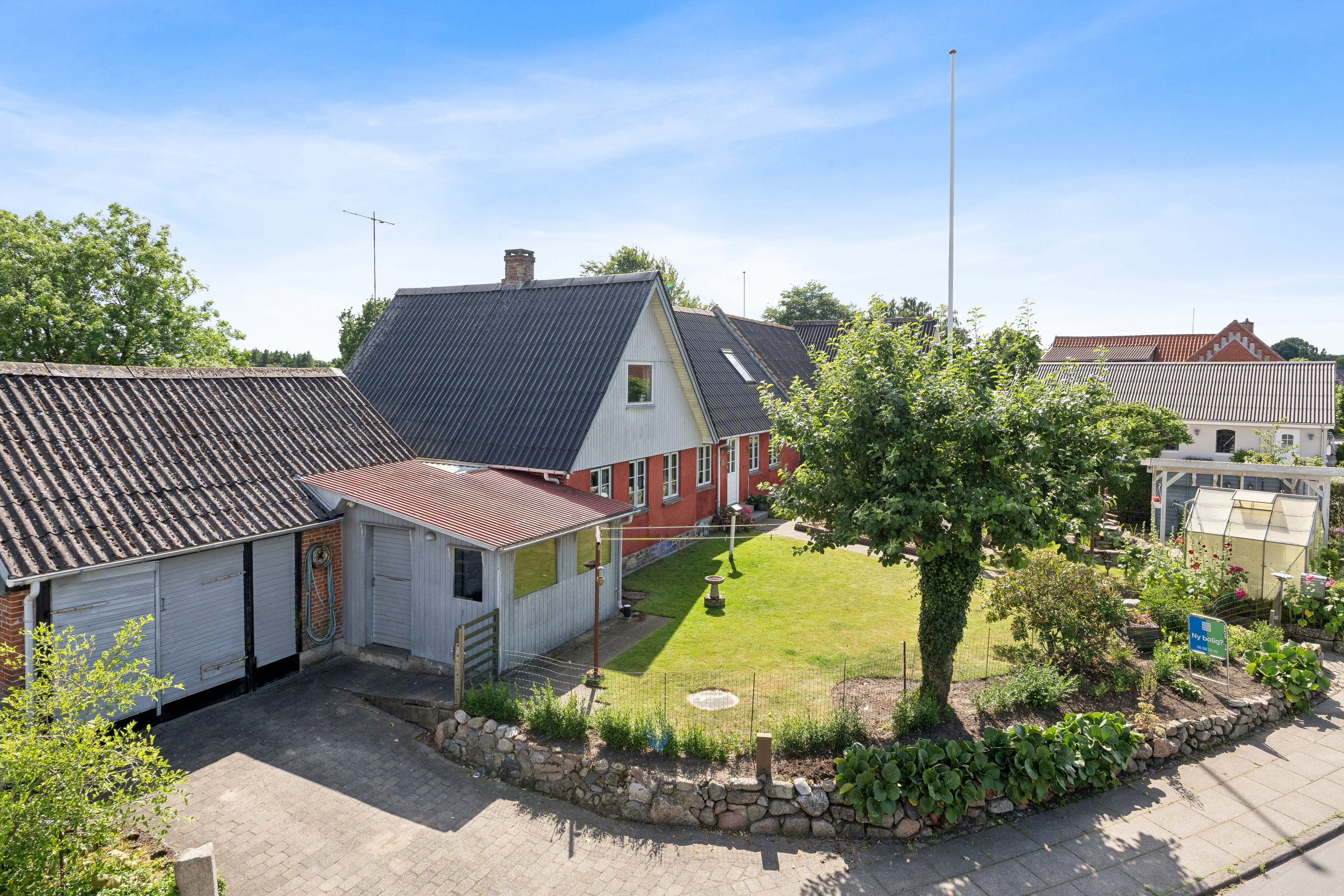 Fremhævet luftfoto billede i fuldskærmstilstand. Billede af Slussi 2, Levring, 8620 Kjellerup