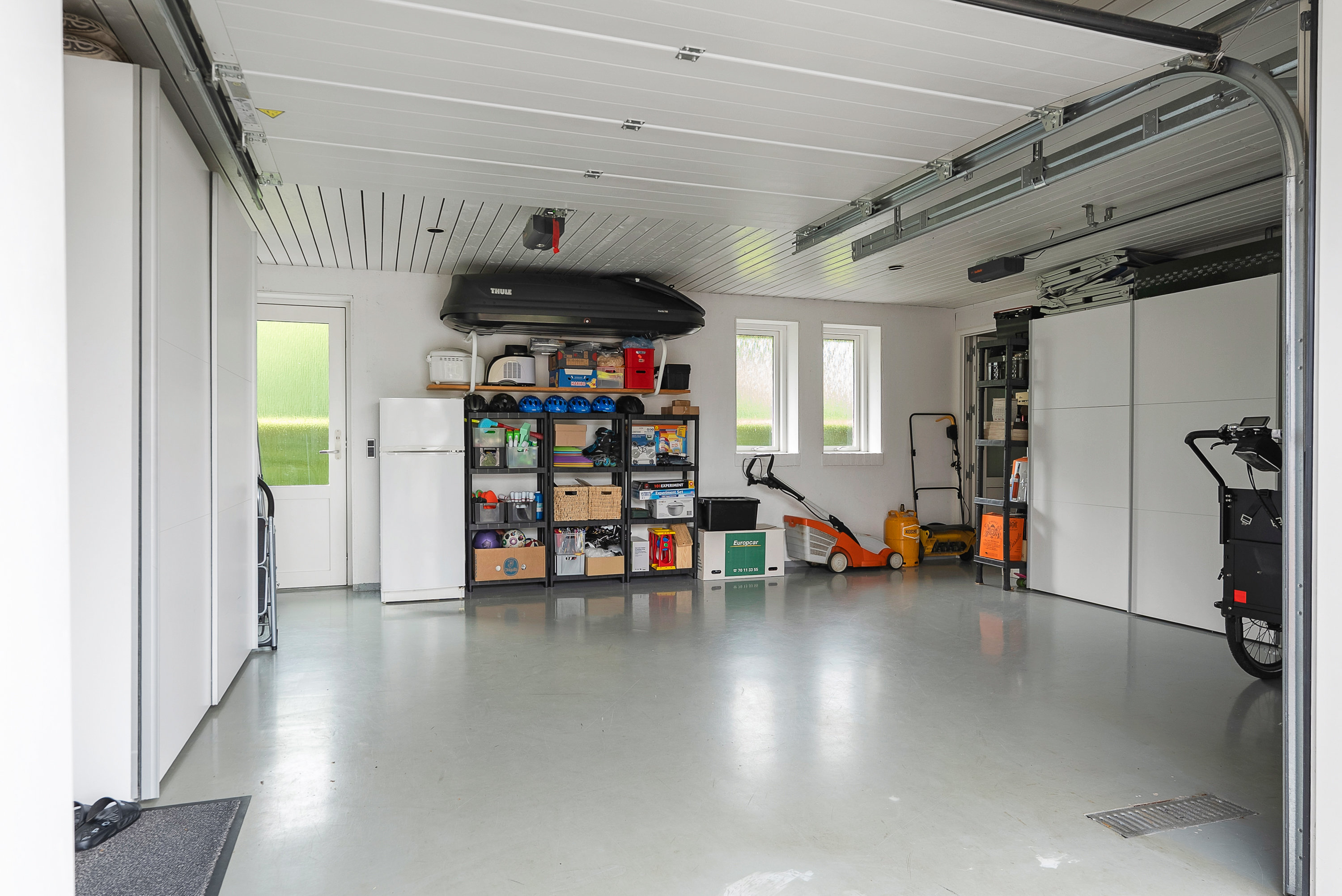 Fremhævet garage billede i fuldskærmstilstand. Billede af Hvidtjørnvej 17, Ejlstrup, 5200 Odense V
