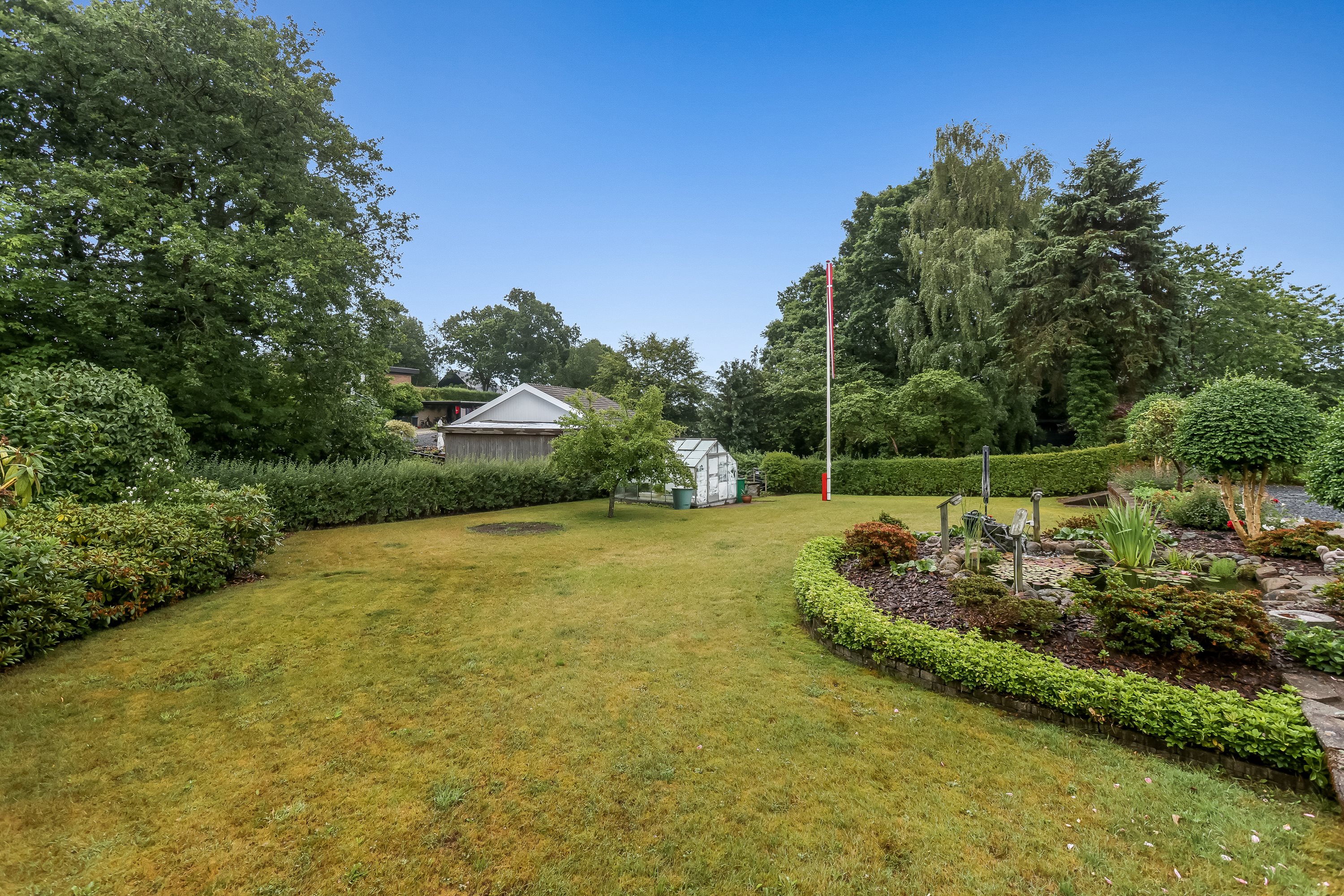 Fremhævet ejendommen billede i fuldskærmstilstand. Billede af H.C.Andersens Vej 9, 8600 Silkeborg