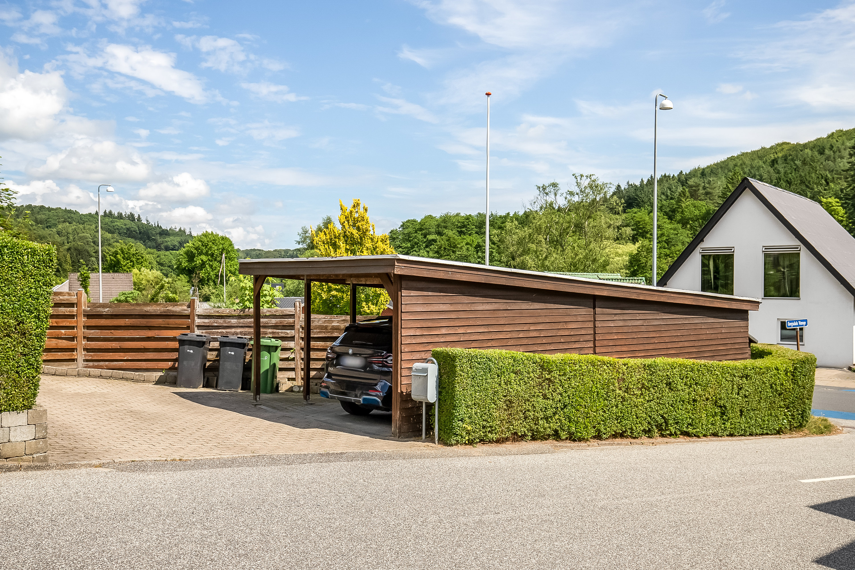 Fremhævet carport billede i fuldskærmstilstand. Billede af Grejsdalsvej 259, Grejsdalen, 7100 Vejle
