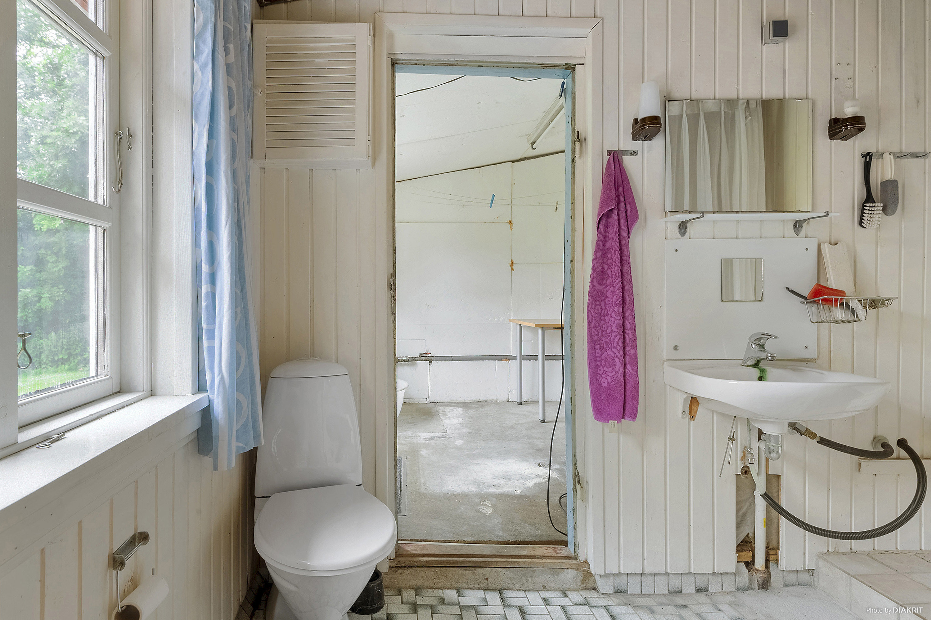 Fremhævet toilet billede i fuldskærmstilstand. Billede af Skovlyvej 3, Fensholt , 8300 Odder