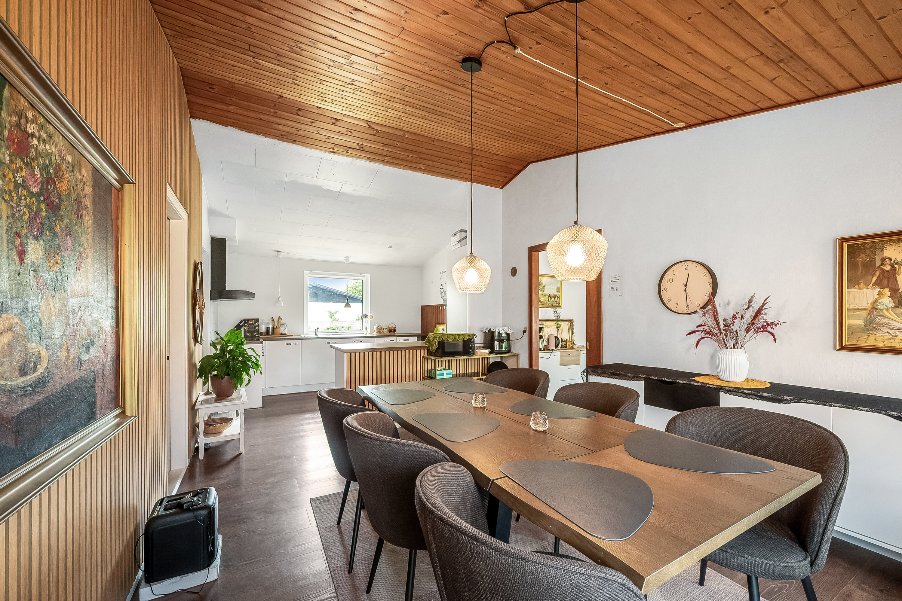 Fremhævet stue billede i fuldskærmstilstand. Billede af Gyvelvej 84, 6880 Tarm