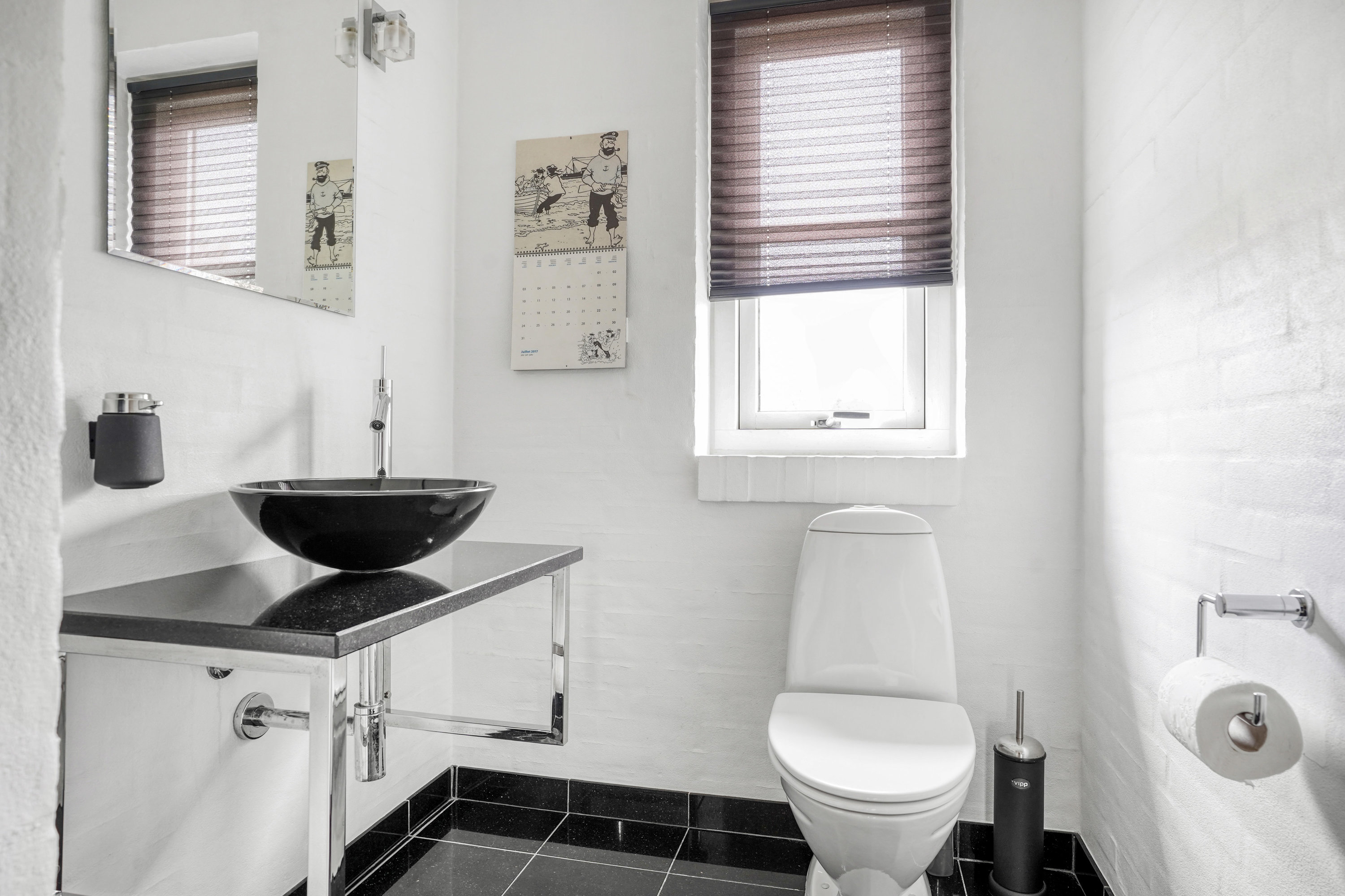 Fremhævet toilet billede i fuldskærmstilstand. Billede af Fabers Alle 89, 5300 Kerteminde