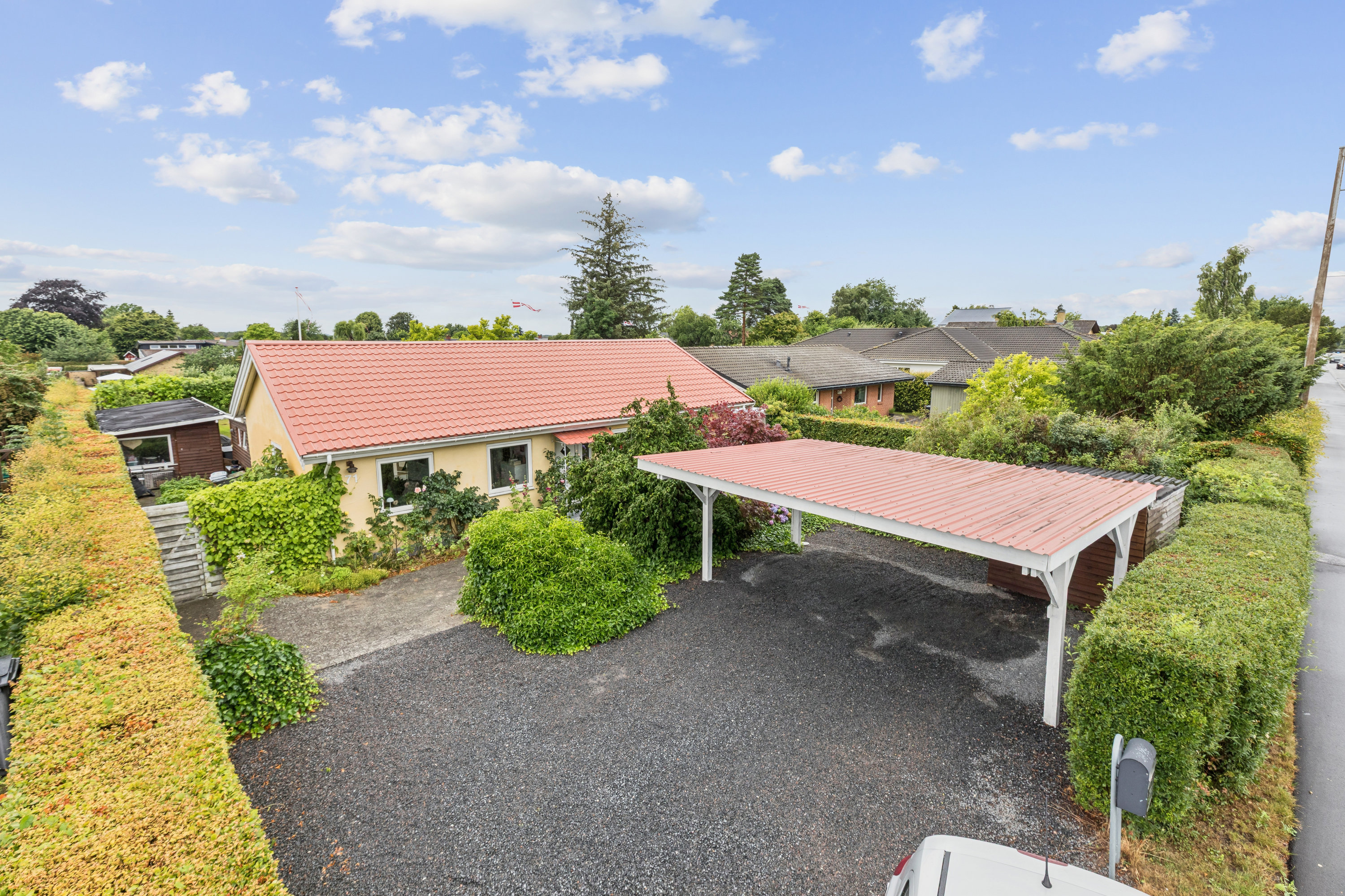 Fremhævet andet billede i fuldskærmstilstand. Billede af Fiskebækvej 71, 3500 Værløse