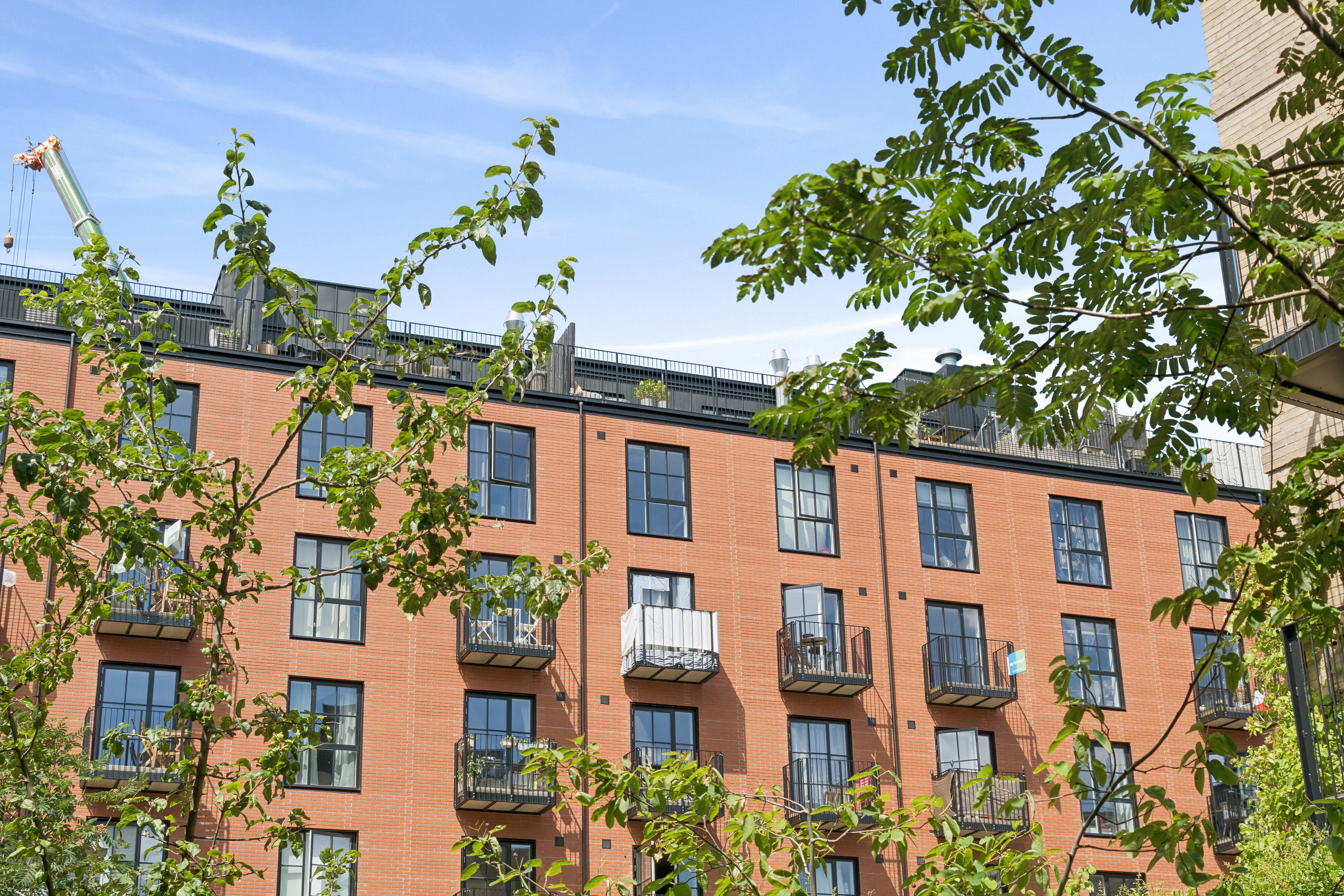 Fremhævet set fra vejen billede i fuldskærmstilstand. Billede af Ved Amagerbanen 31B, 2. 1., 2300 København S