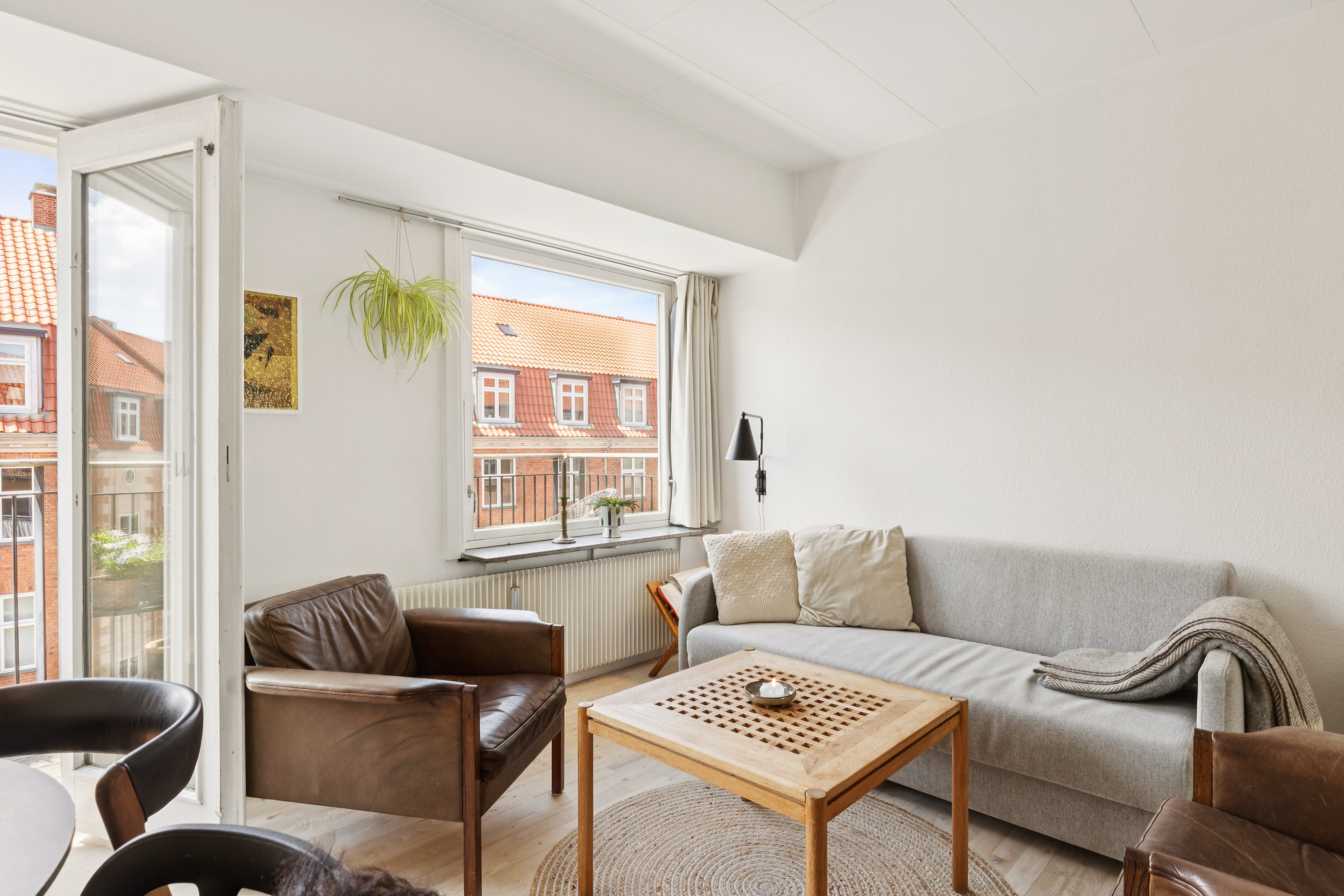 Fremhævet stue billede i fuldskærmstilstand. Billede af Bechgaardsgade 10, 4. tv., 2100 København Ø