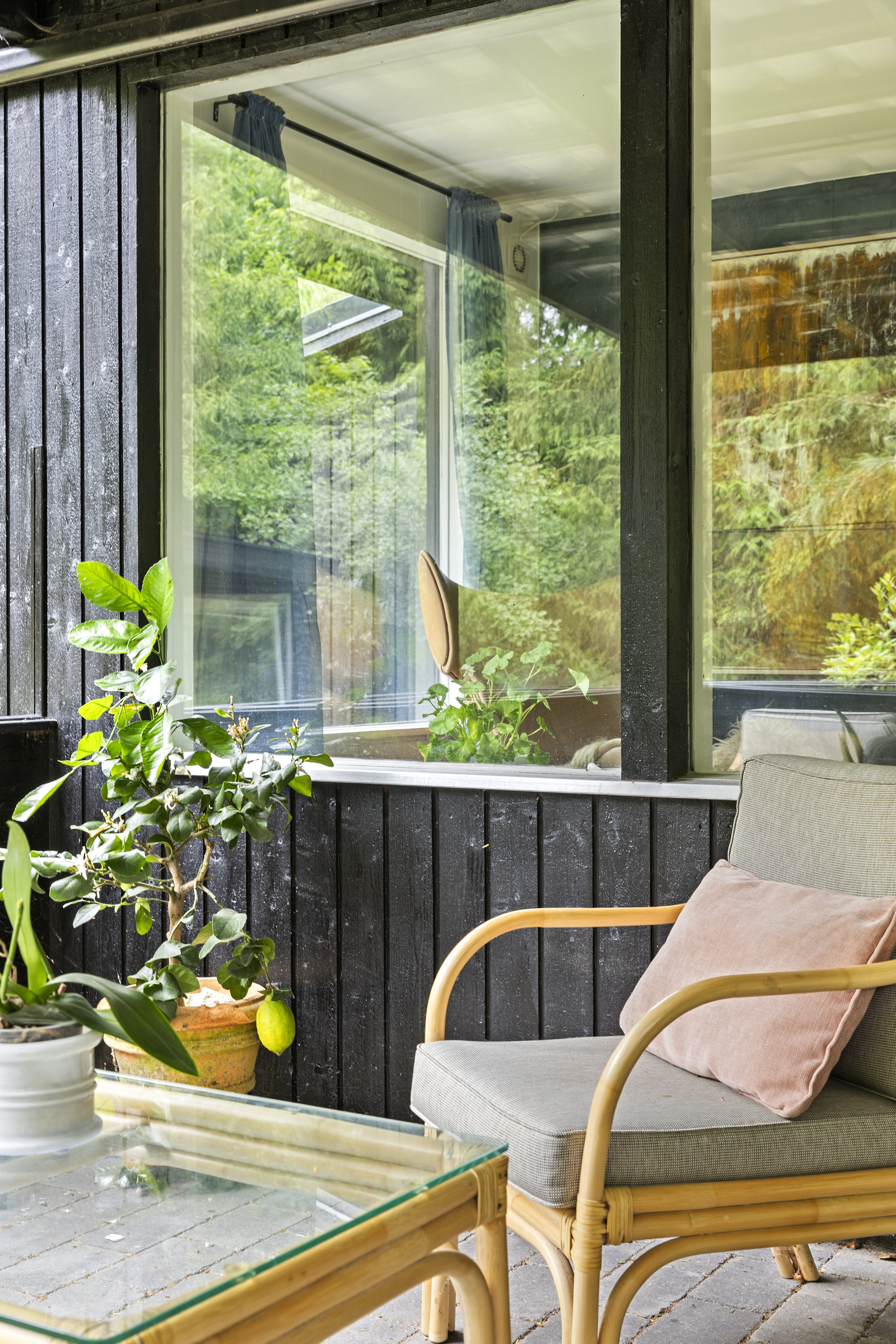 Fremhævet overdækket terrasse billede i fuldskærmstilstand. Billede af Sangdrosselvej 4, Dybendal, 4190 Munke Bjergby