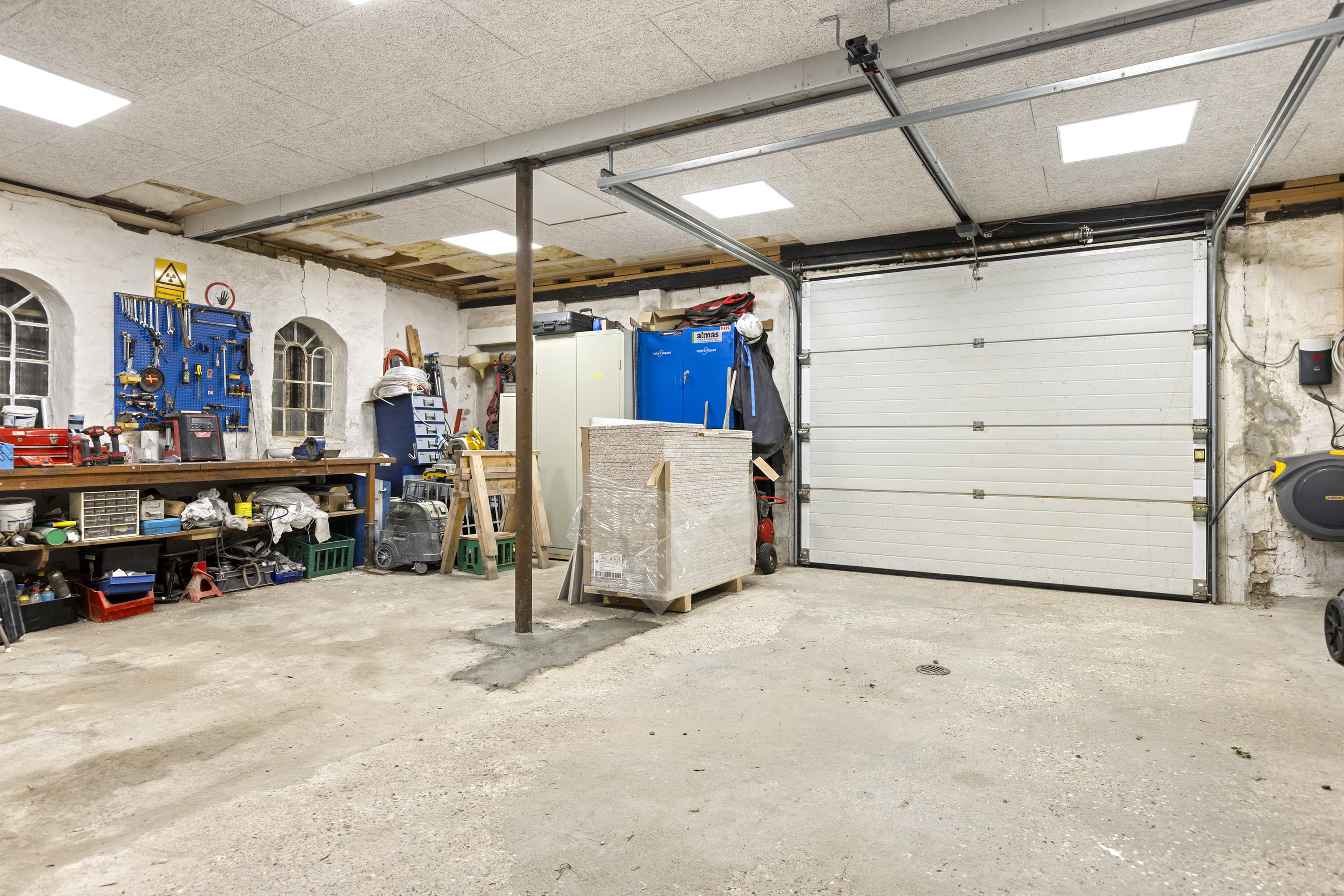 Fremhævet garage billede i fuldskærmstilstand. Billede af Skætholm 7, 4190 Munke Bjergby