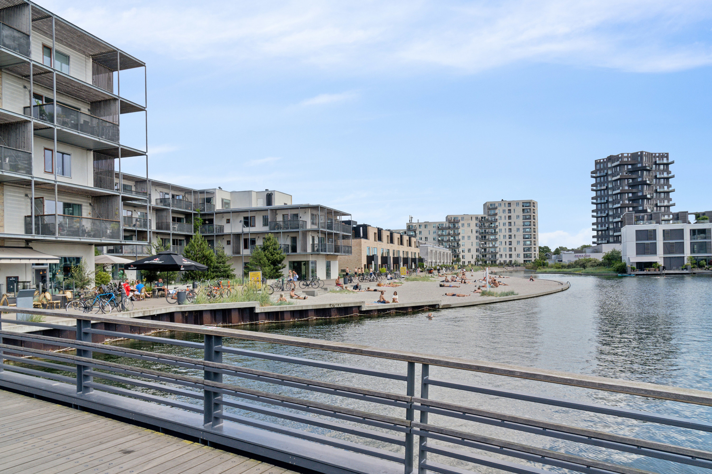 Fremhævet  billede i fuldskærmstilstand. Billede af Islands Brygge 143, 2300 København S