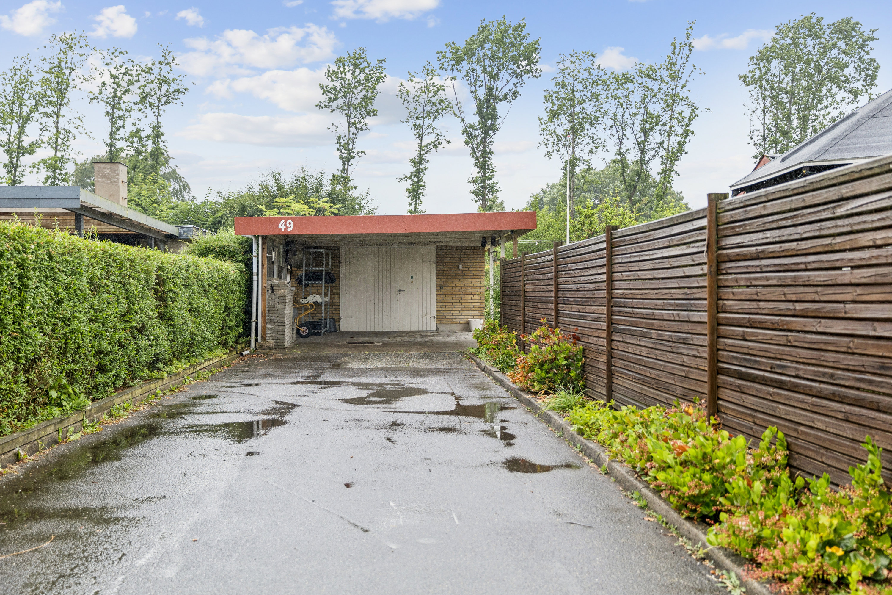 Fremhævet carport billede i fuldskærmstilstand. Billede af Miehesgade 49, 9510 Arden