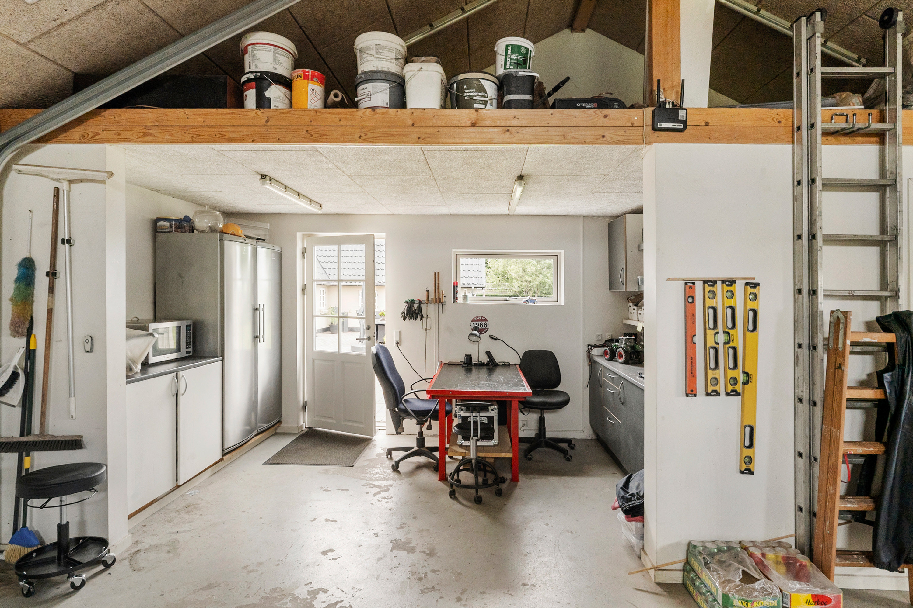 Fremhævet kontor billede i fuldskærmstilstand. Billede af Skerrildgårdvej 3, Breth, 7150 Barrit