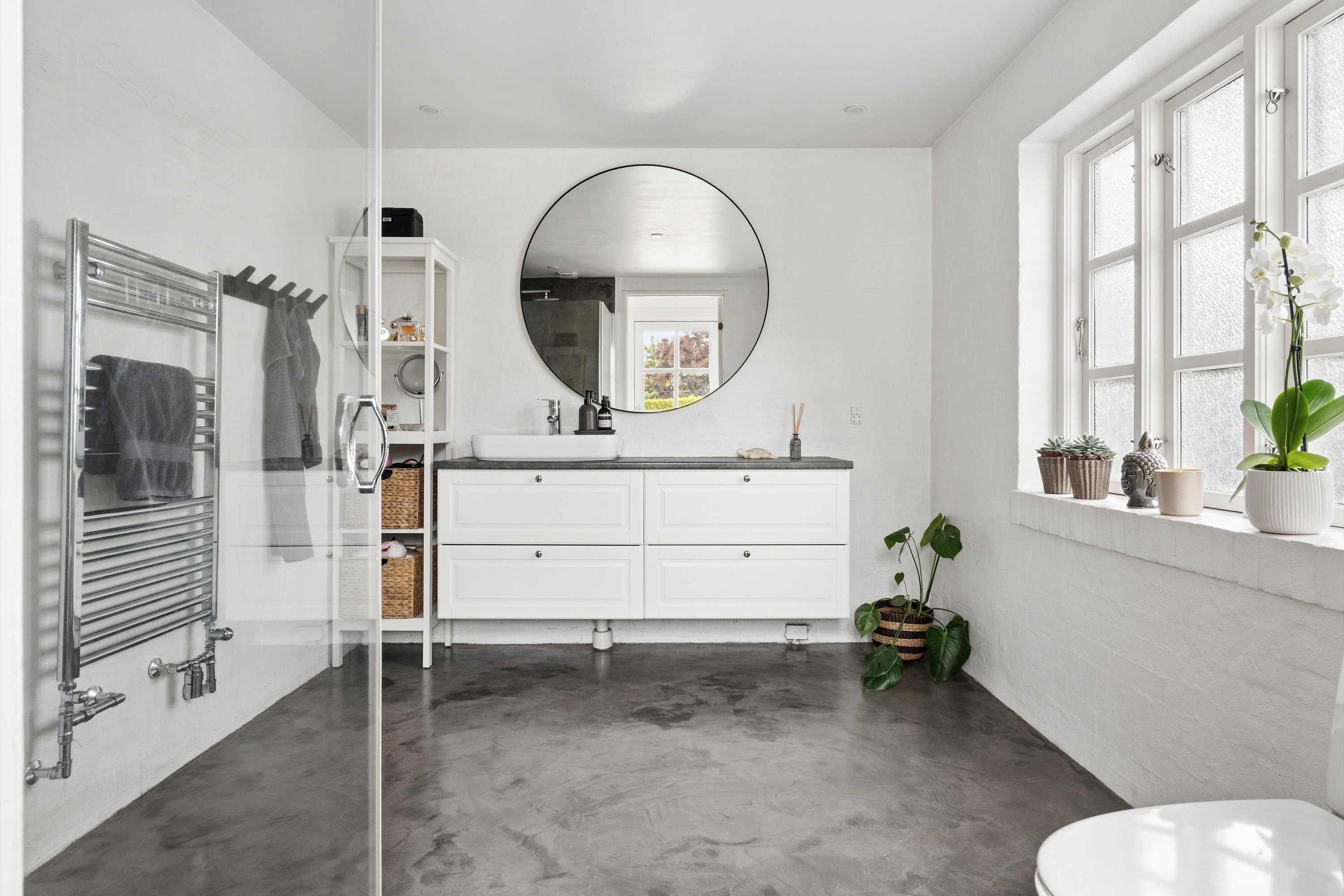 Fremhævet badeværelse billede i fuldskærmstilstand. Billede af Nyborgvej 161, 5700 Svendborg