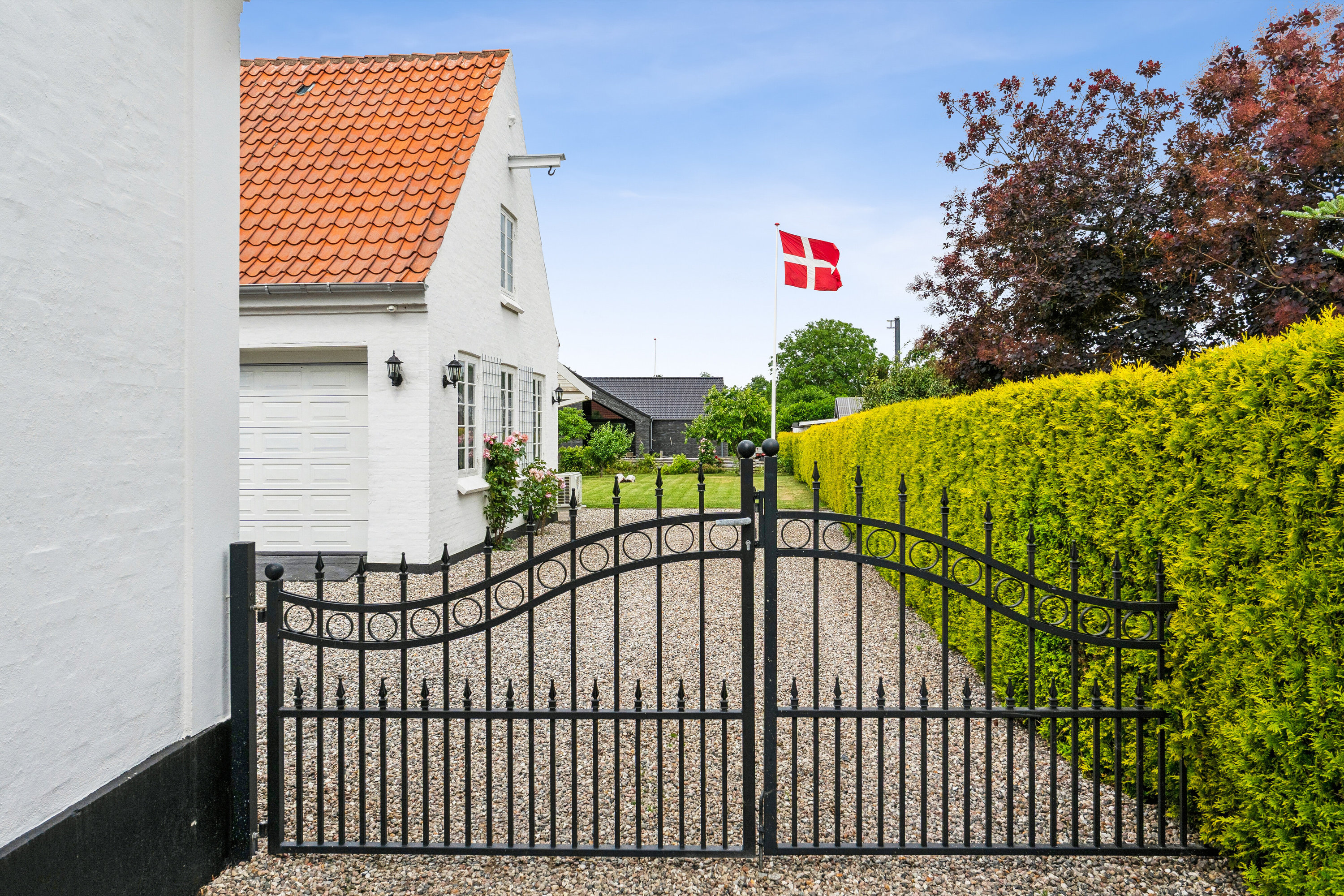Fremhævet udendørs billede i fuldskærmstilstand. Billede af Nyborgvej 161, 5700 Svendborg