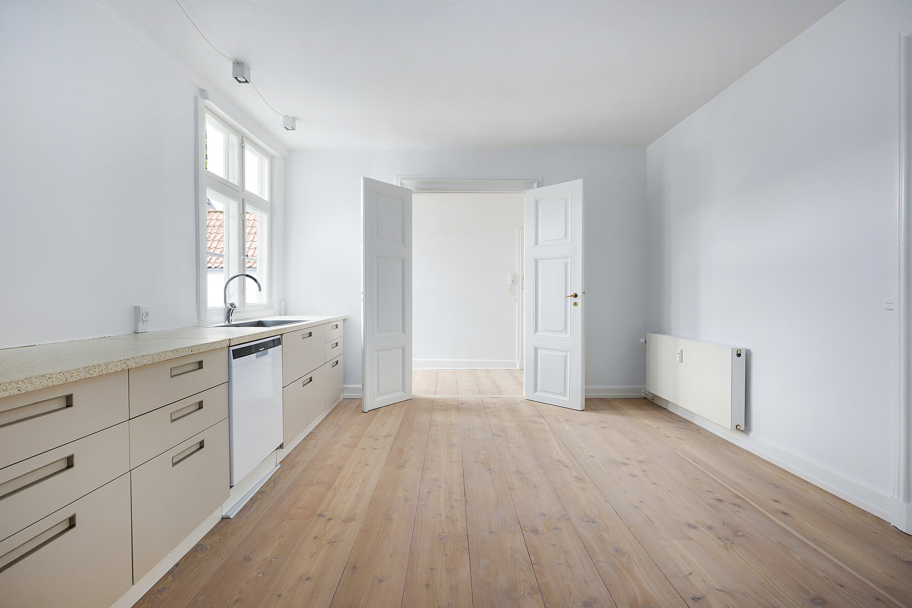 Fremhævet  billede i fuldskærmstilstand. Billede af Ny Kongensgade 11B, 1. th., 1472 København K