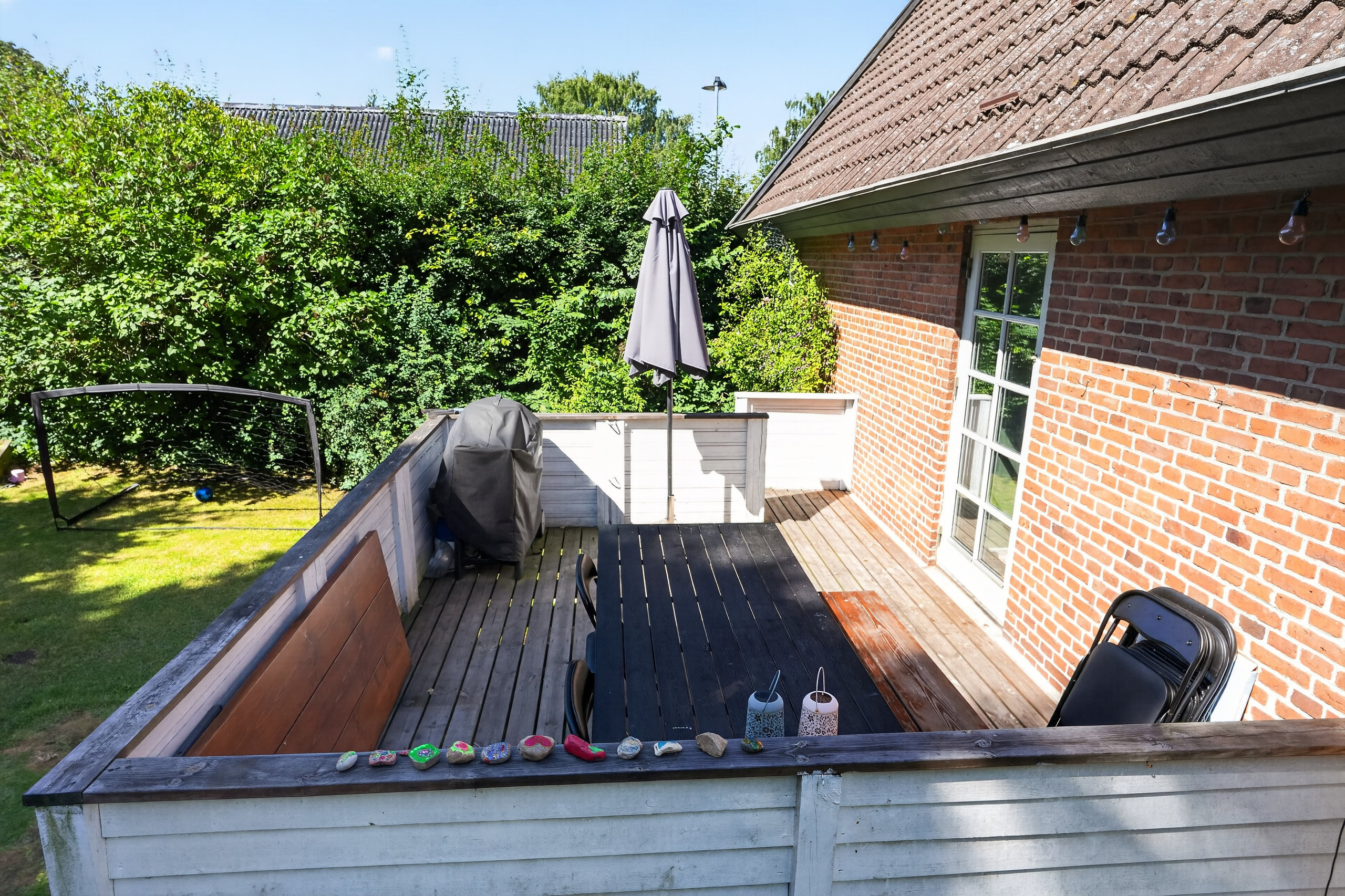 Fremhævet terrasse billede i fuldskærmstilstand. Billede af Gl Stenhusvej 3, 4300 Holbæk