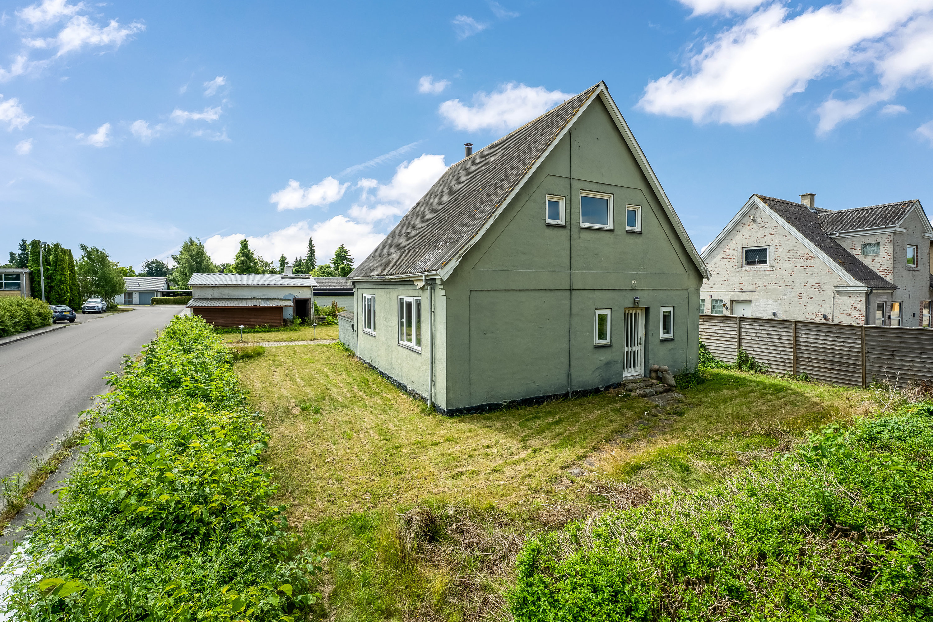Fremhævet mastefoto billede i fuldskærmstilstand. Billede af Årbyesvej 29, 4970 Rødby