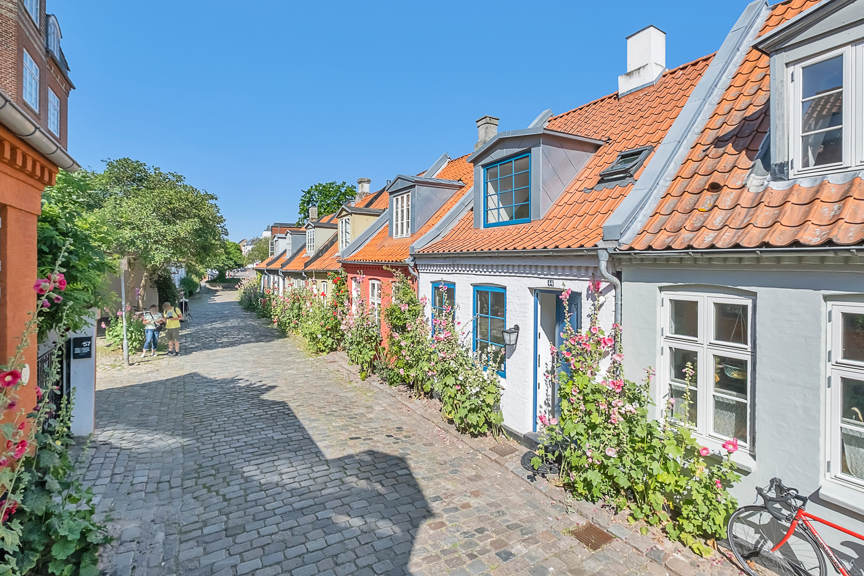 Fremhævet facade billede i fuldskærmstilstand. Billede af Møllestien 44, 8000 Aarhus C