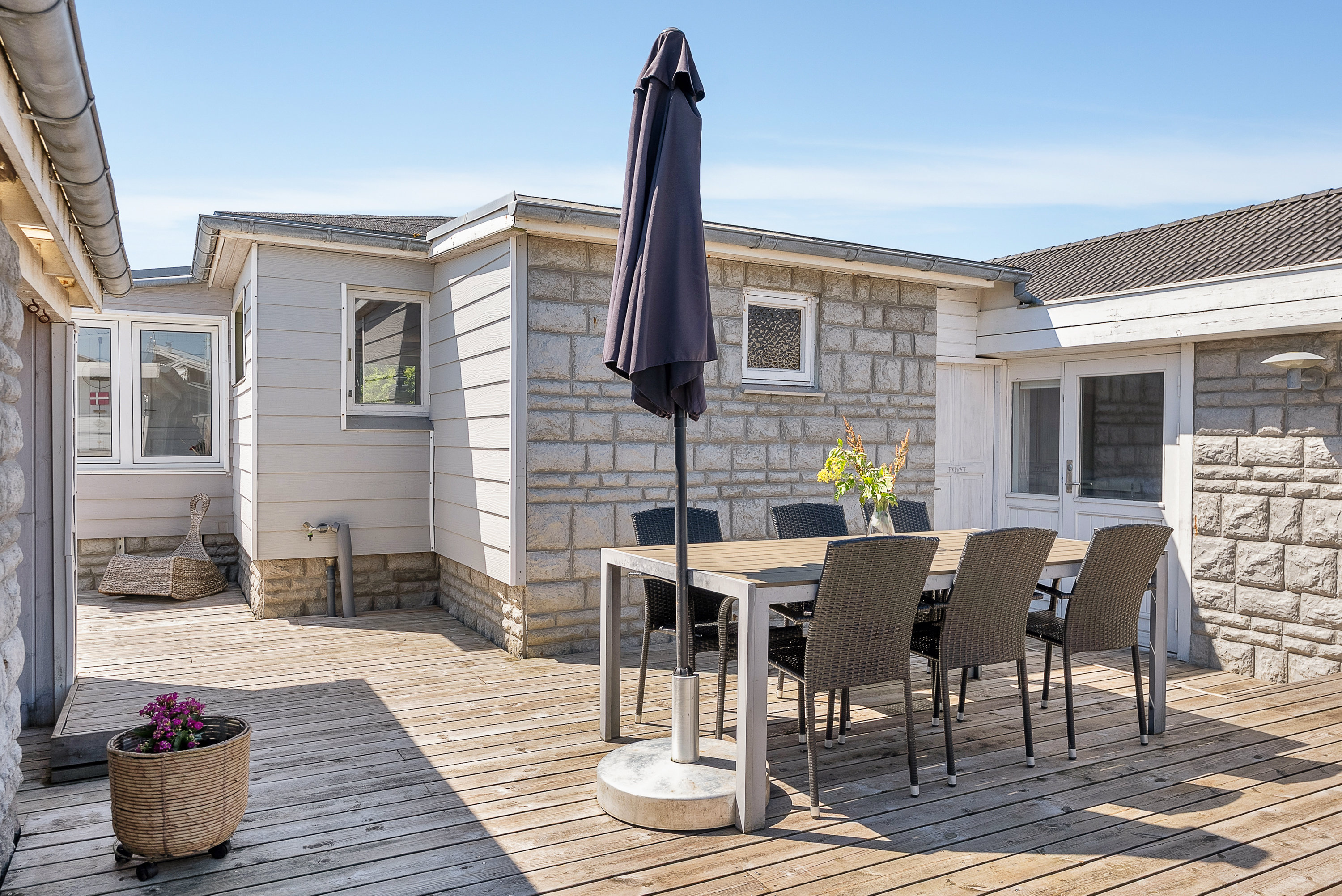 Fremhævet terrasse billede i fuldskærmstilstand. Billede af Grønnekrogen 6, Hasmark Strand, 5450 Otterup