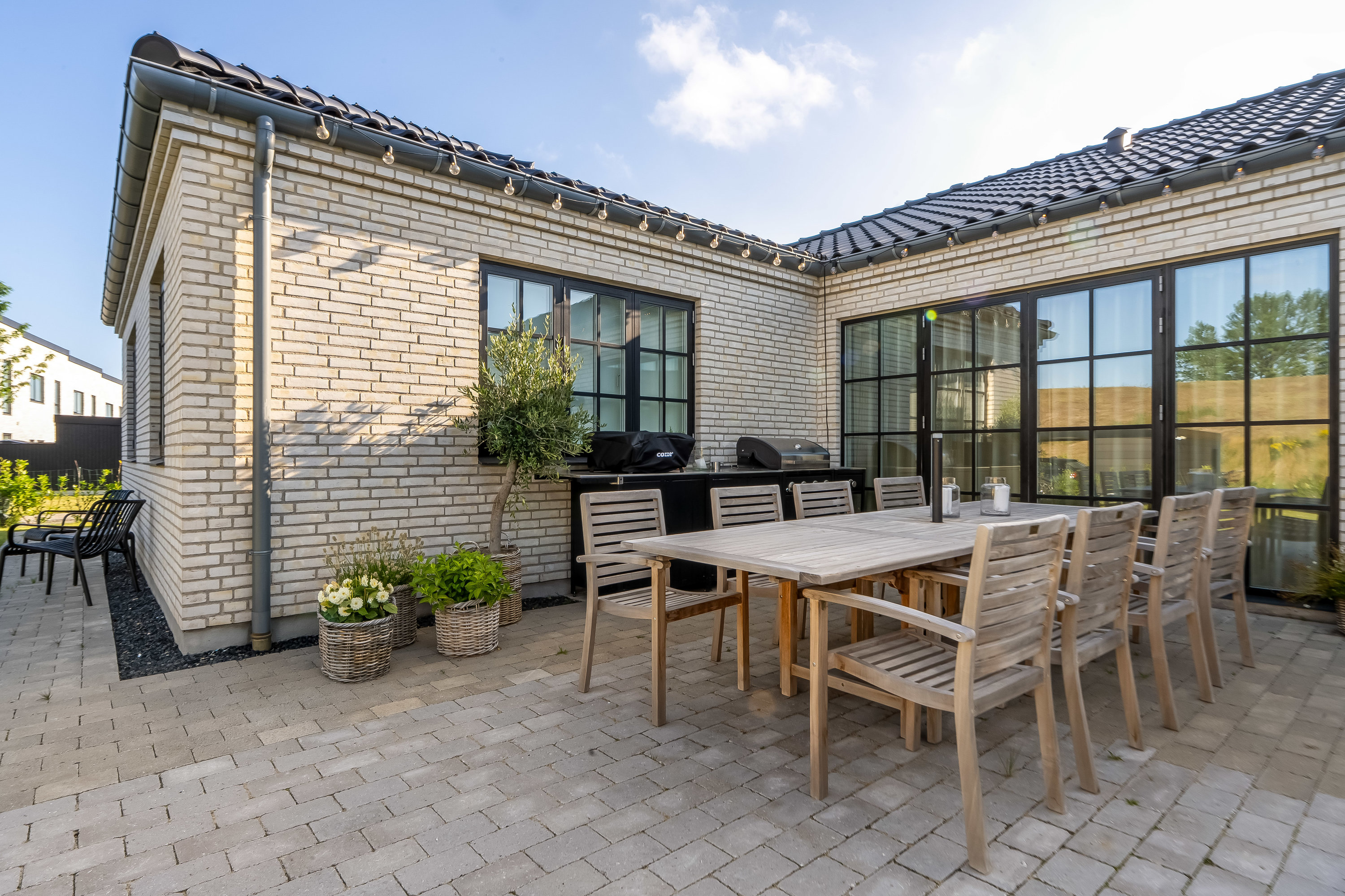 Fremhævet terrasse billede i fuldskærmstilstand. Billede af Amorbuen 4, 3400 Hillerød