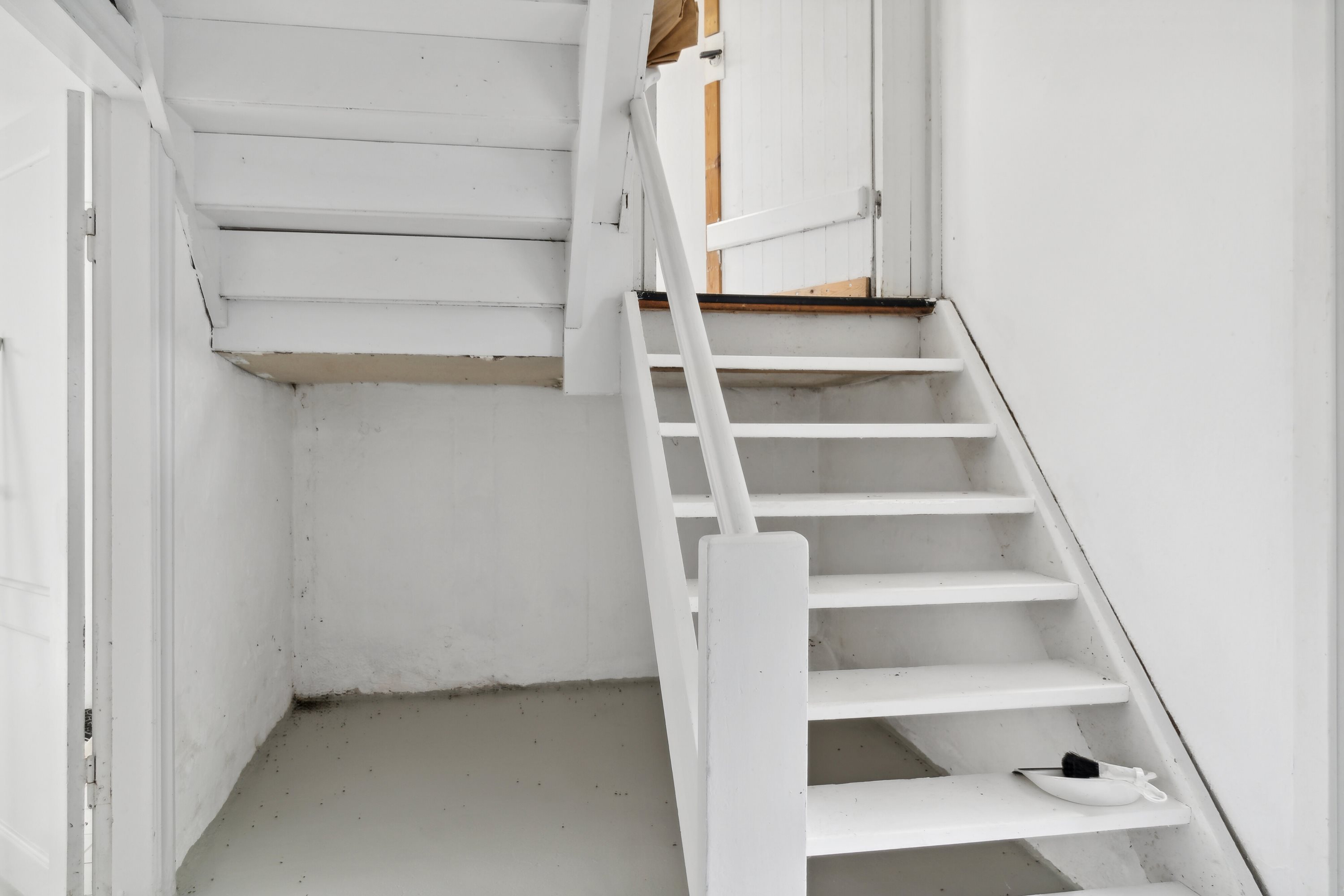 Fremhævet trappe billede i fuldskærmstilstand. Billede af Fåborgvej 48, 5700 Svendborg