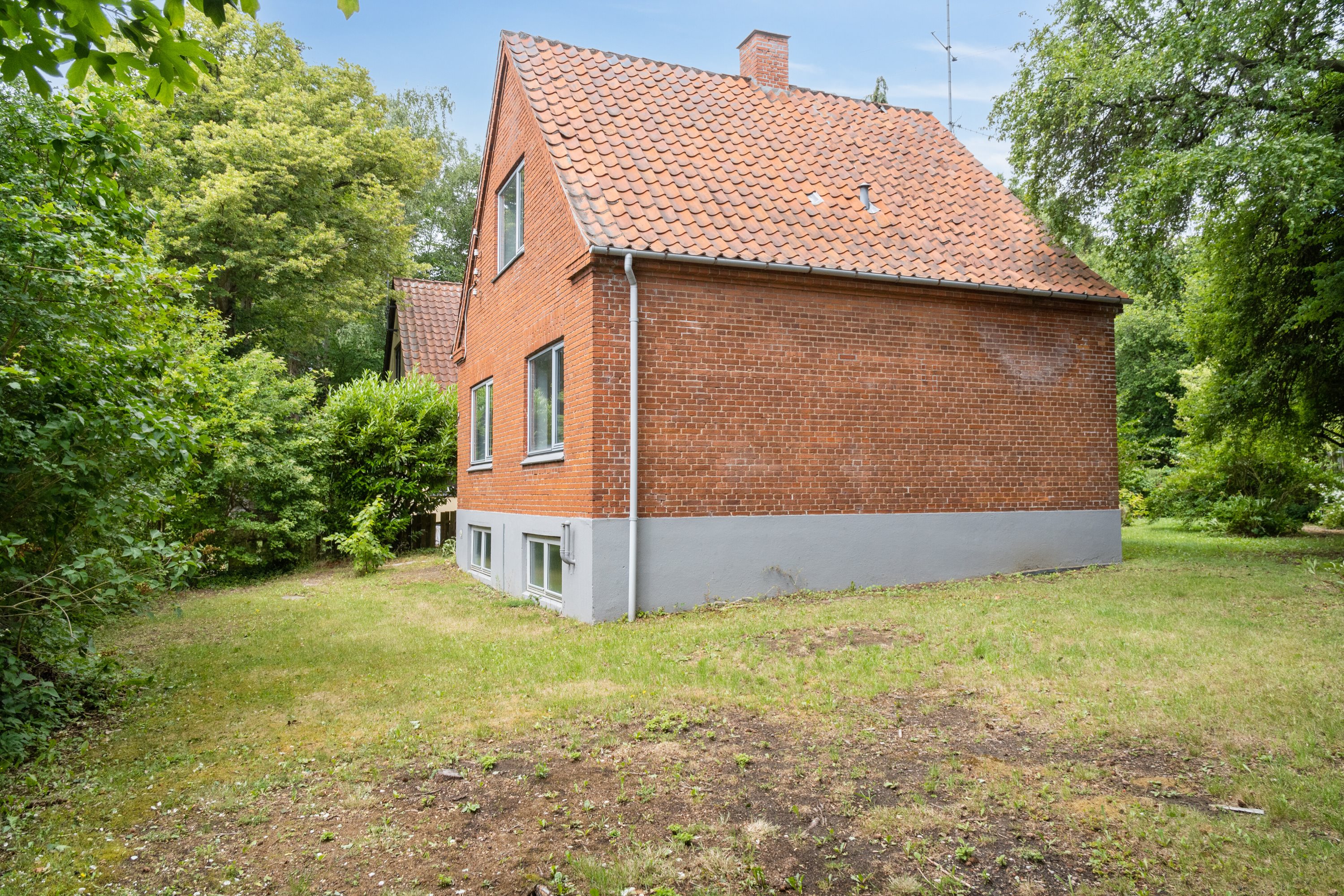 Fremhævet udendørs billede i fuldskærmstilstand. Billede af Fåborgvej 48, 5700 Svendborg