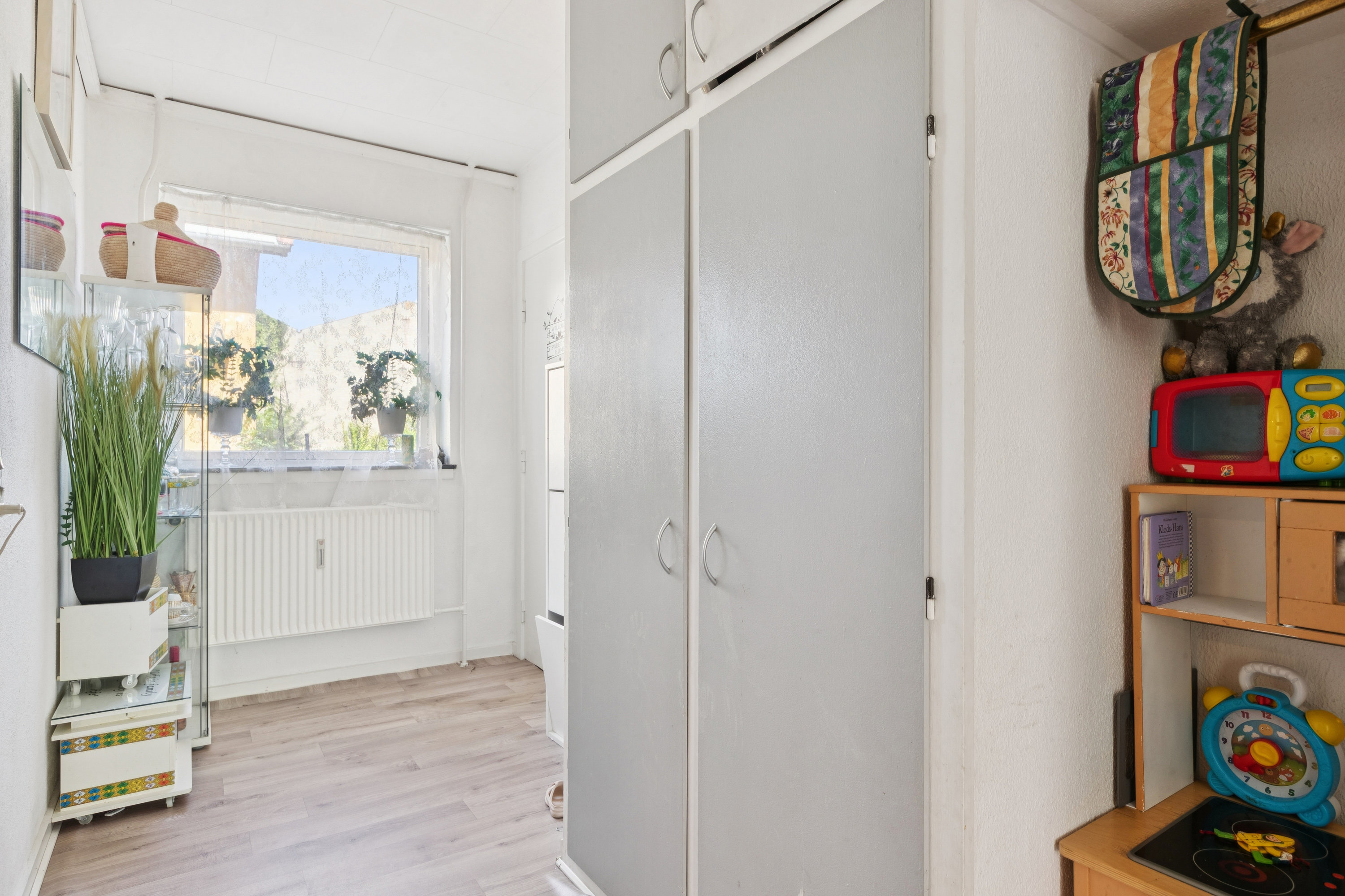 Fremhævet gang billede i fuldskærmstilstand. Billede af Vestergade 6, st. th., 4660 Store Heddinge