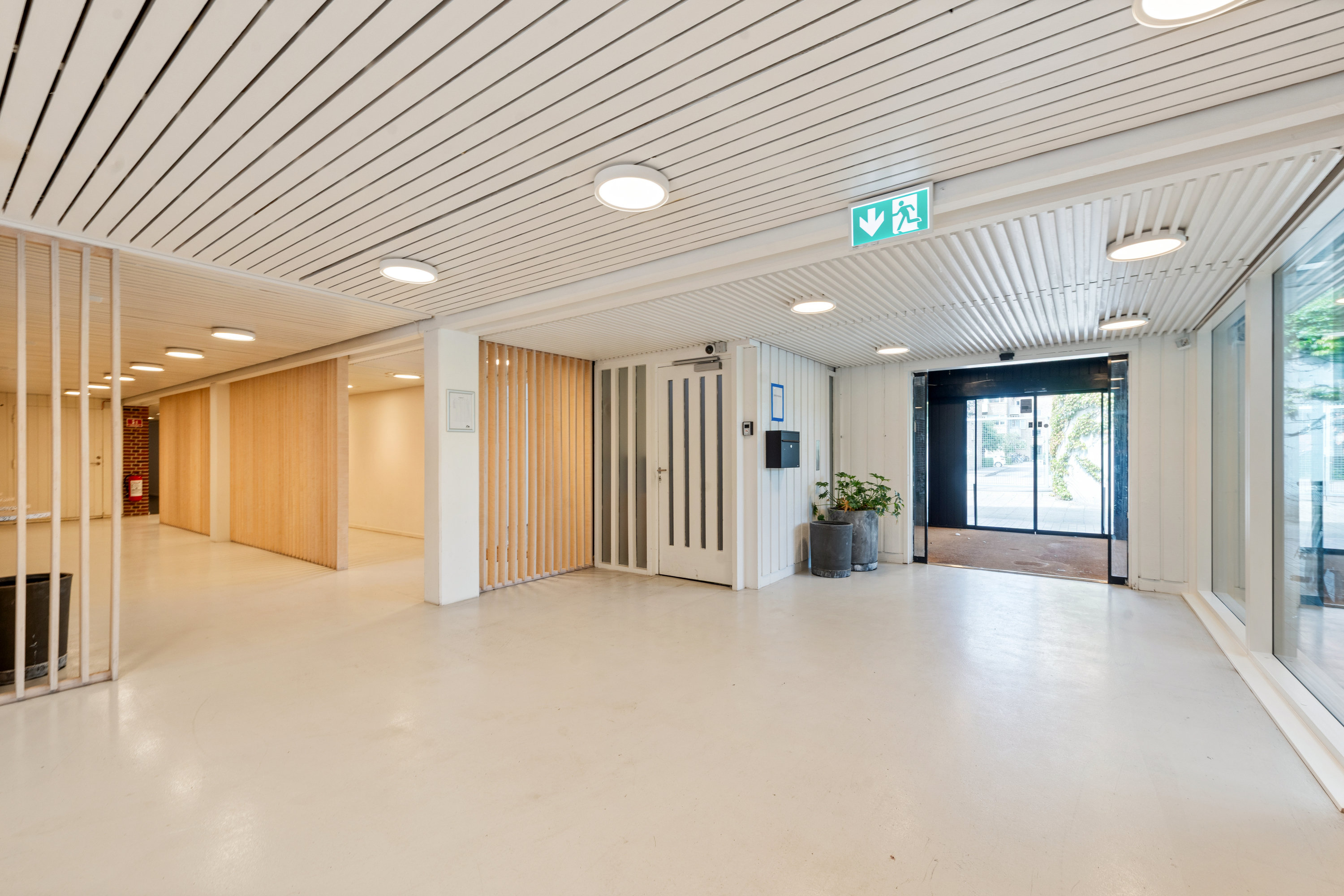Fremhævet stue billede i fuldskærmstilstand. Billede af Frederikssundsvej 227, st. 130., 2700 Brønshøj