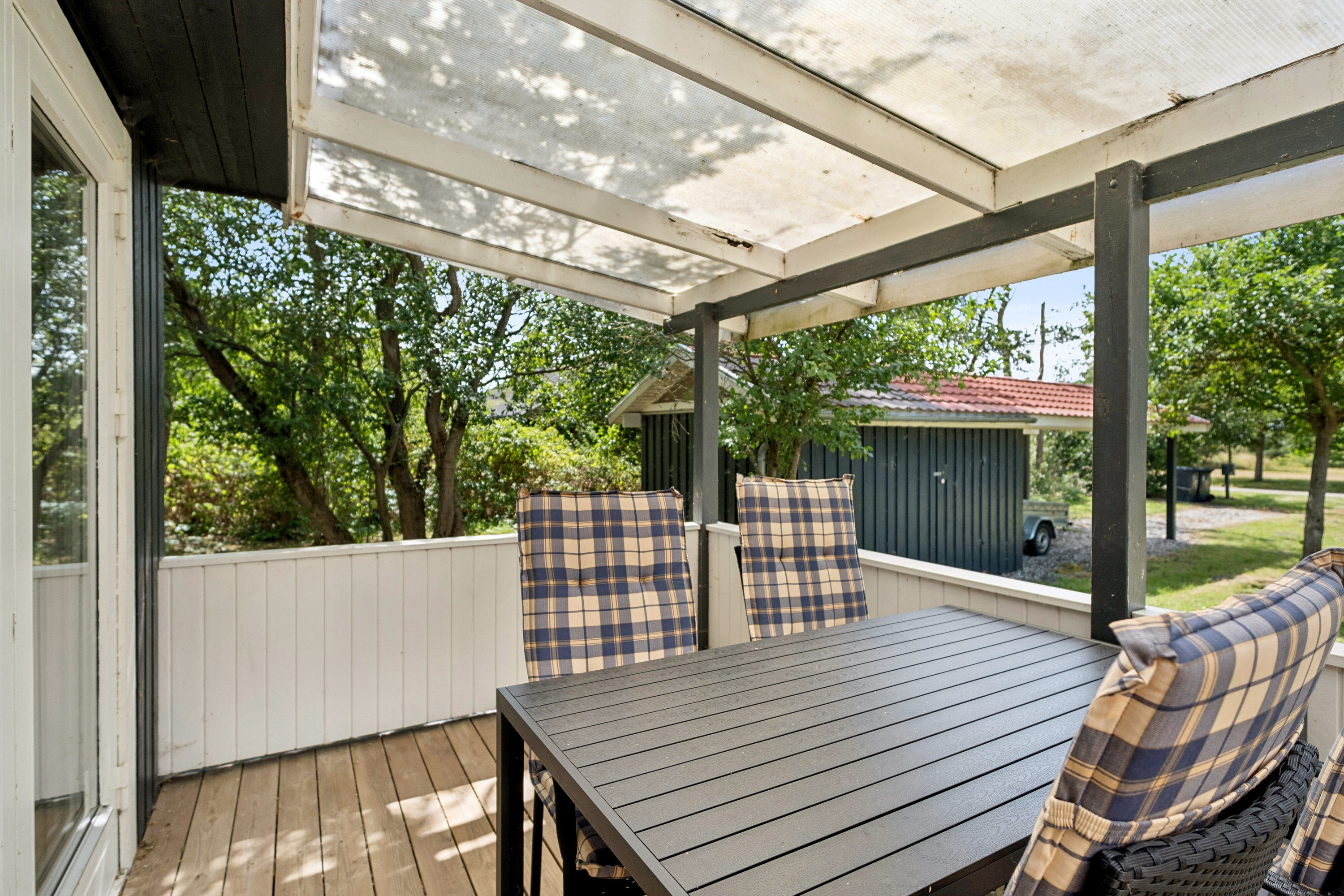 Fremhævet overdækket terrasse billede i fuldskærmstilstand. Billede af Hejrevej 67, 4760 Vordingborg