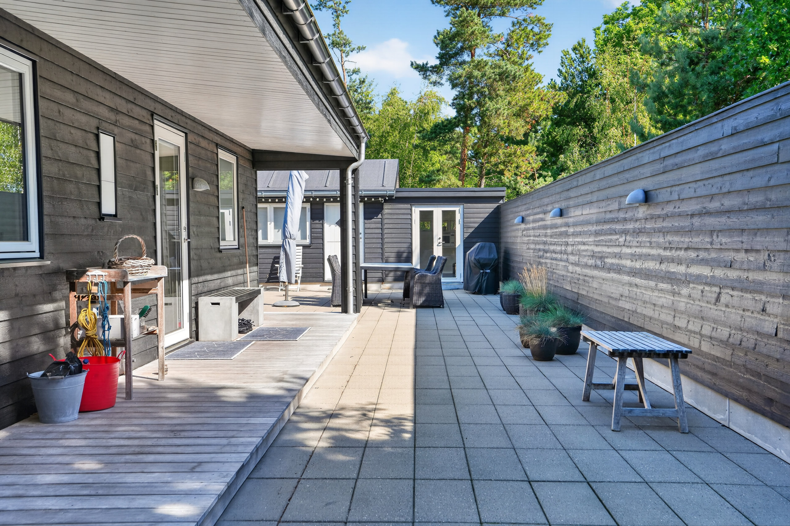 Fremhævet terrasse billede i fuldskærmstilstand. Billede af Thorsvej 62, Vester Lyng, 4500 Nykøbing Sj
