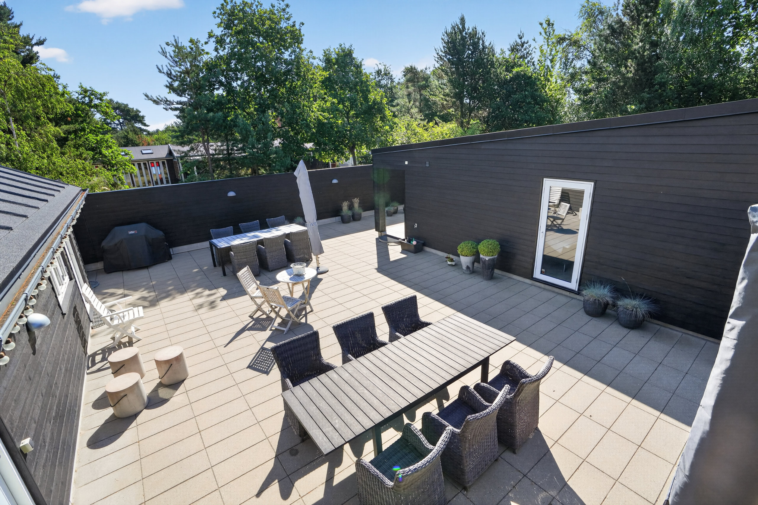 Fremhævet terrasse billede i fuldskærmstilstand. Billede af Thorsvej 62, Vester Lyng, 4500 Nykøbing Sj