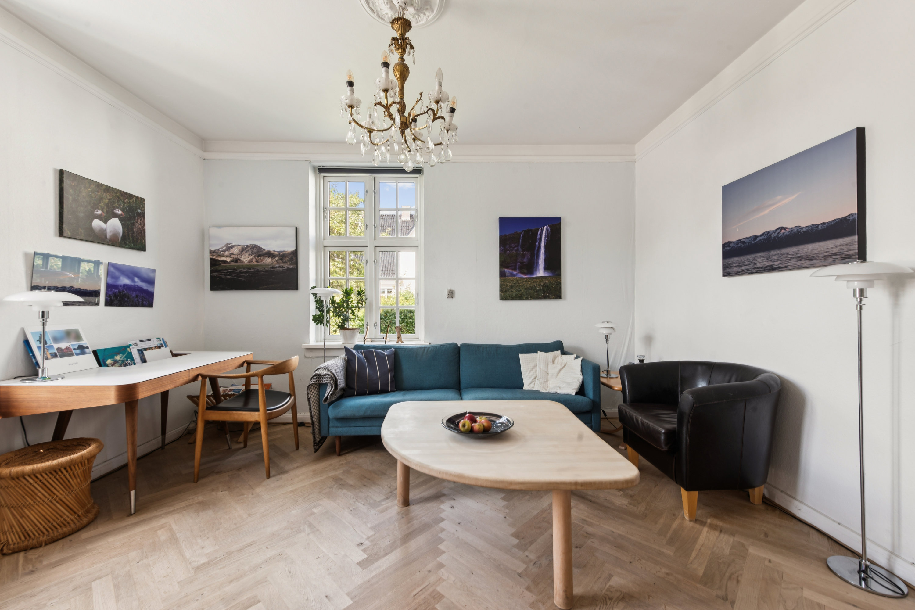 Fremhævet stue billede i fuldskærmstilstand. Billede af Dybendalsvej 24, st., 2720 Vanløse