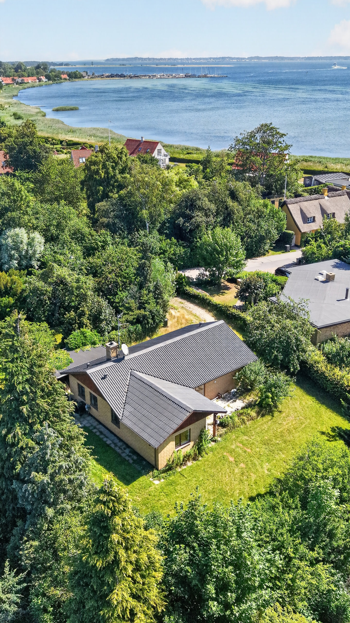 Fremhævet luftfoto billede i fuldskærmstilstand. Billede af Strædet 31, 4581 Rørvig
