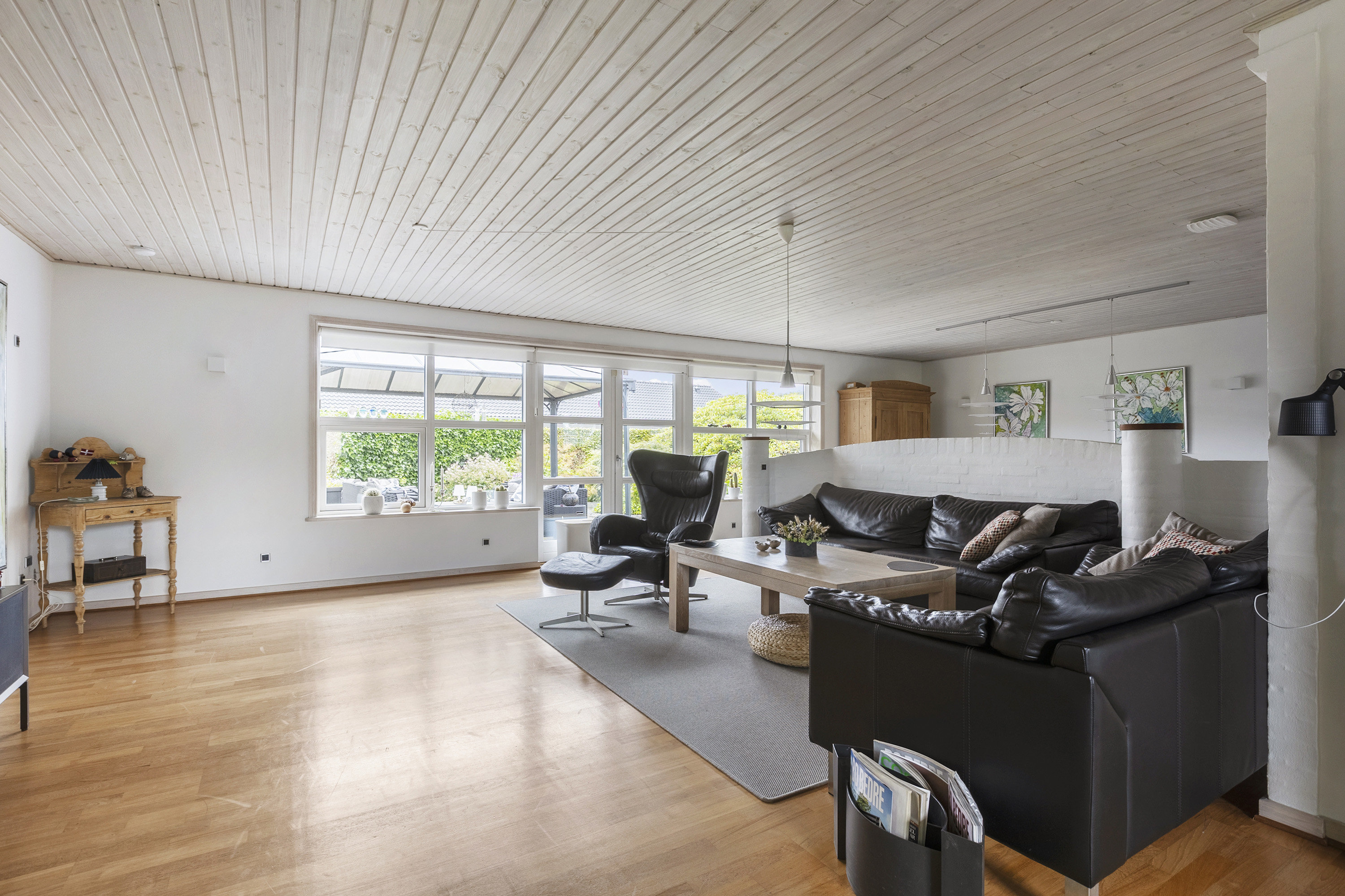 Fremhævet stue billede i fuldskærmstilstand. Billede af Brombærhegnet 19, Sundsmark, 6400 Sønderborg