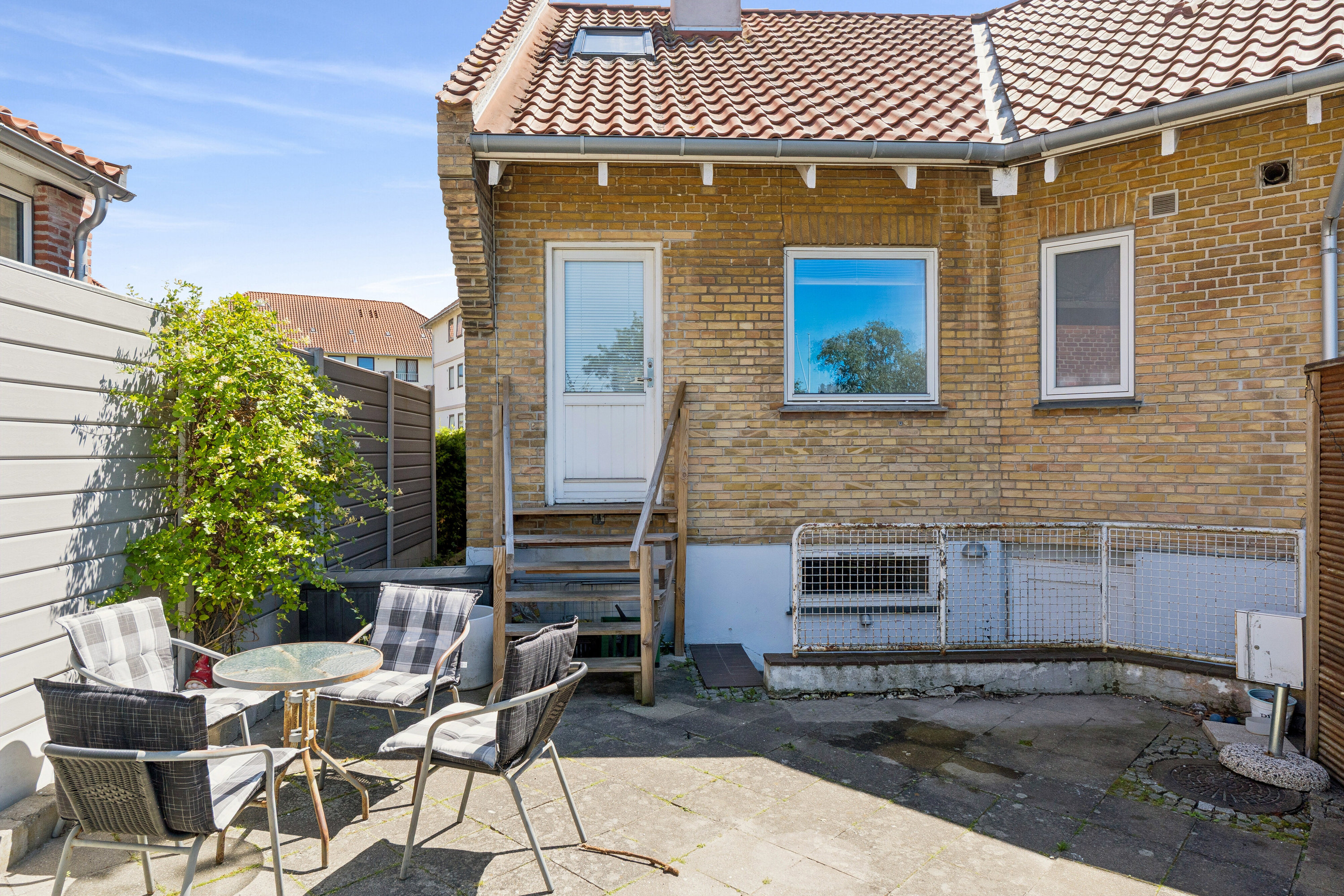 Fremhævet terrasse billede i fuldskærmstilstand. Billede af Hjørnagervej 2A, 2650 Hvidovre