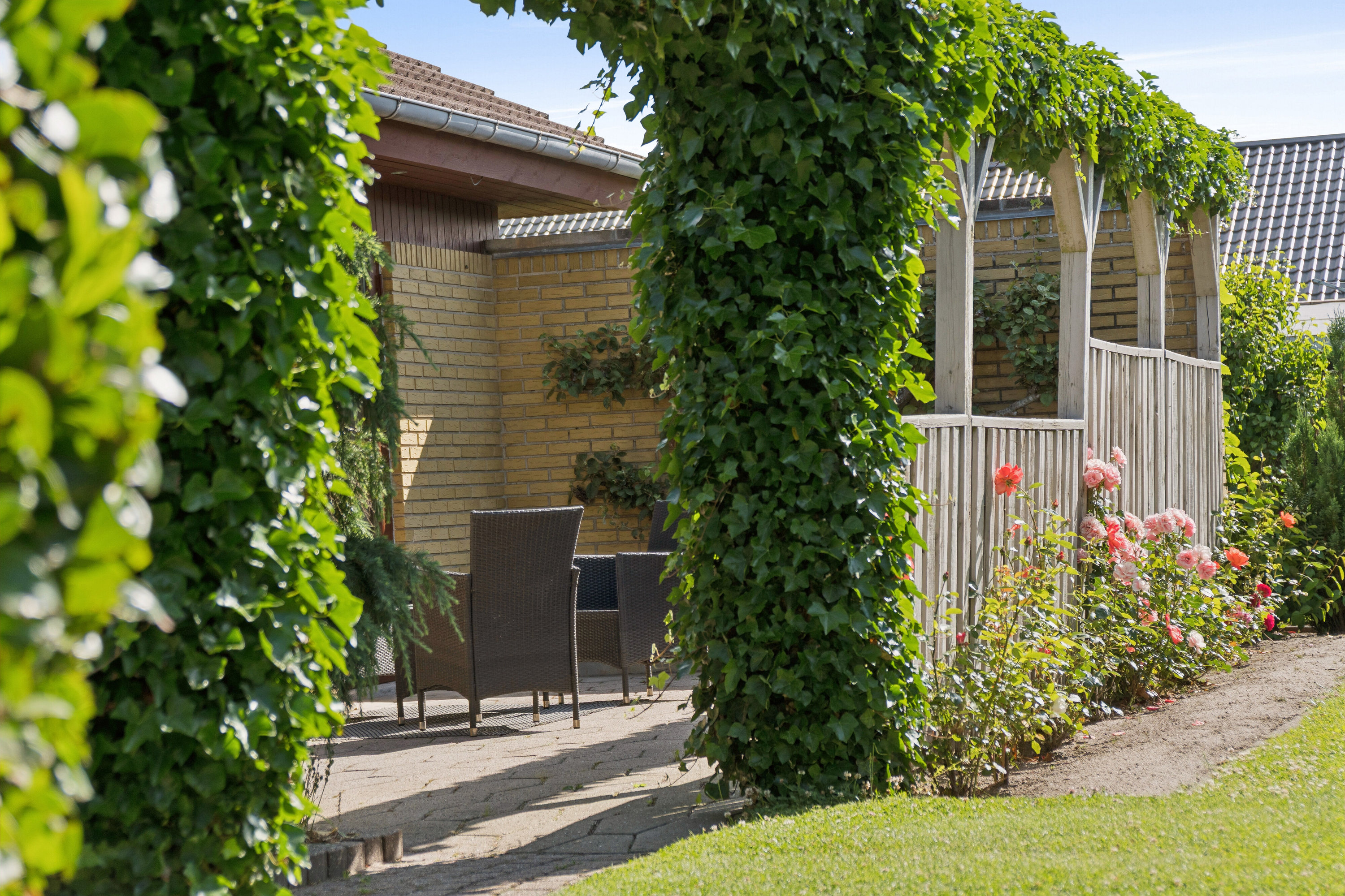 Fremhævet overdækket terrasse billede i fuldskærmstilstand. Billede af Per Kirkebys Vej 13, 7430 Ikast