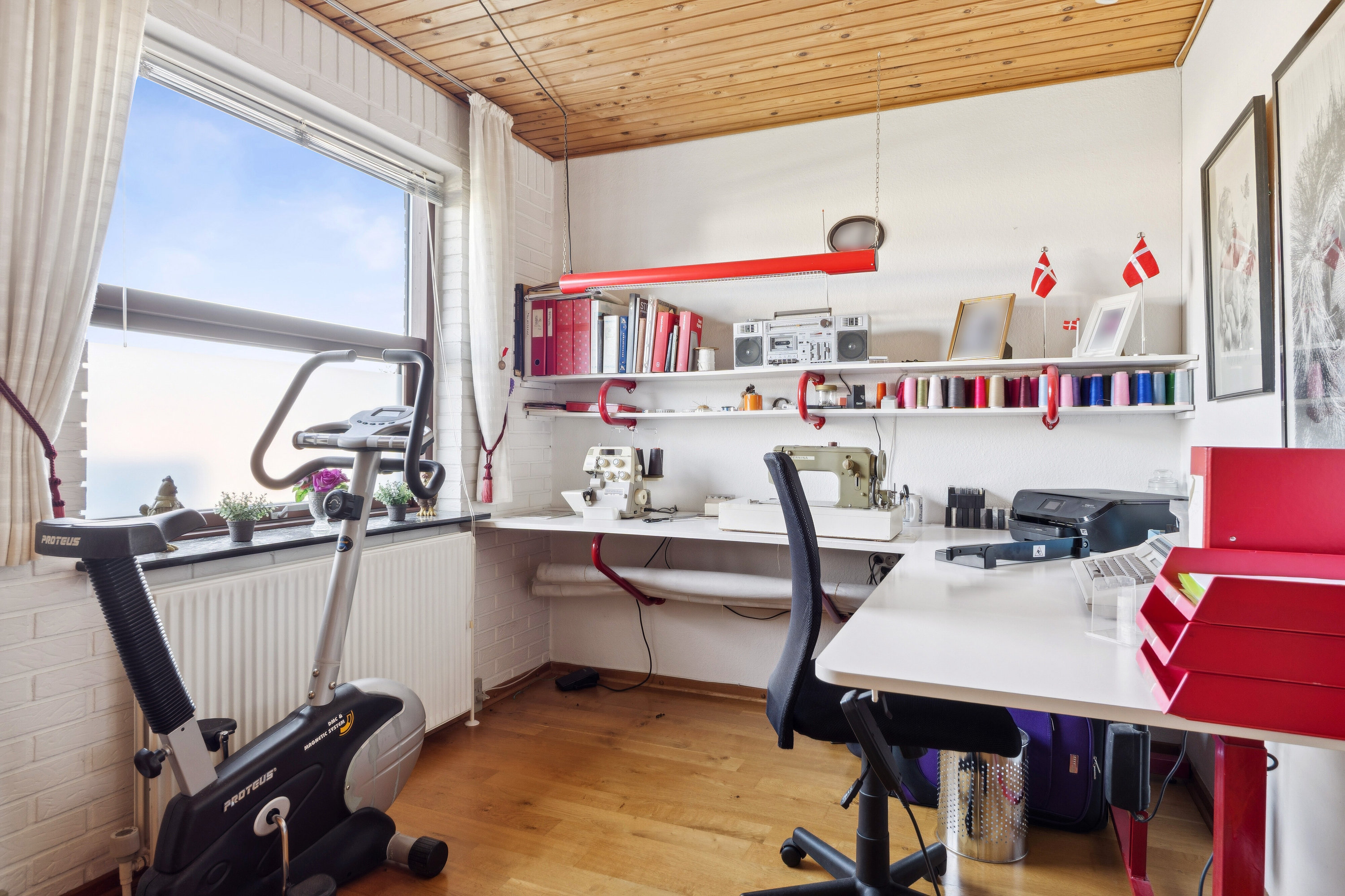 Fremhævet arbejdsværelse billede i fuldskærmstilstand. Billede af Per Kirkebys Vej 13, 7430 Ikast