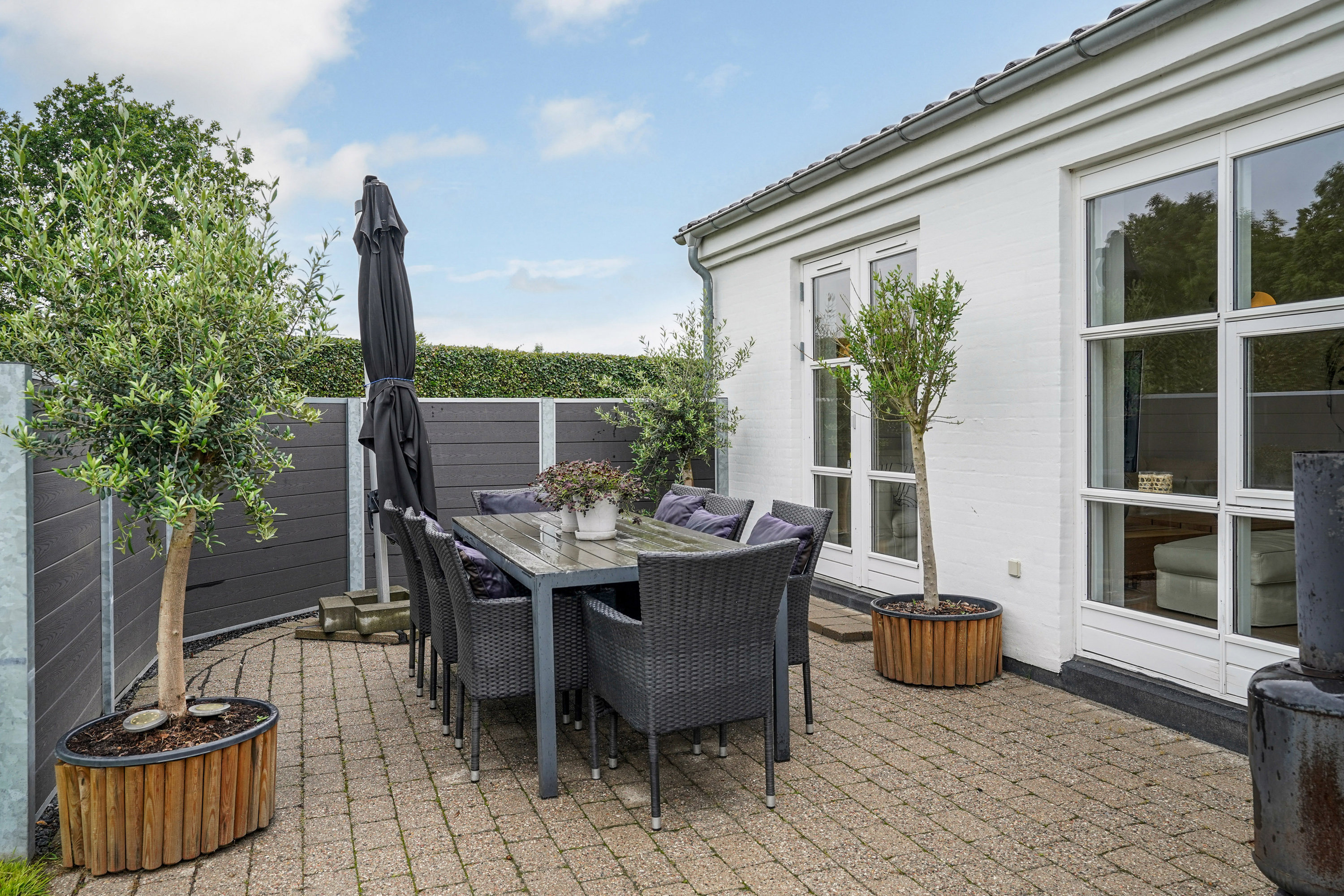 Fremhævet terrasse billede i fuldskærmstilstand. Billede af Adamsminde 1, 5462 Morud