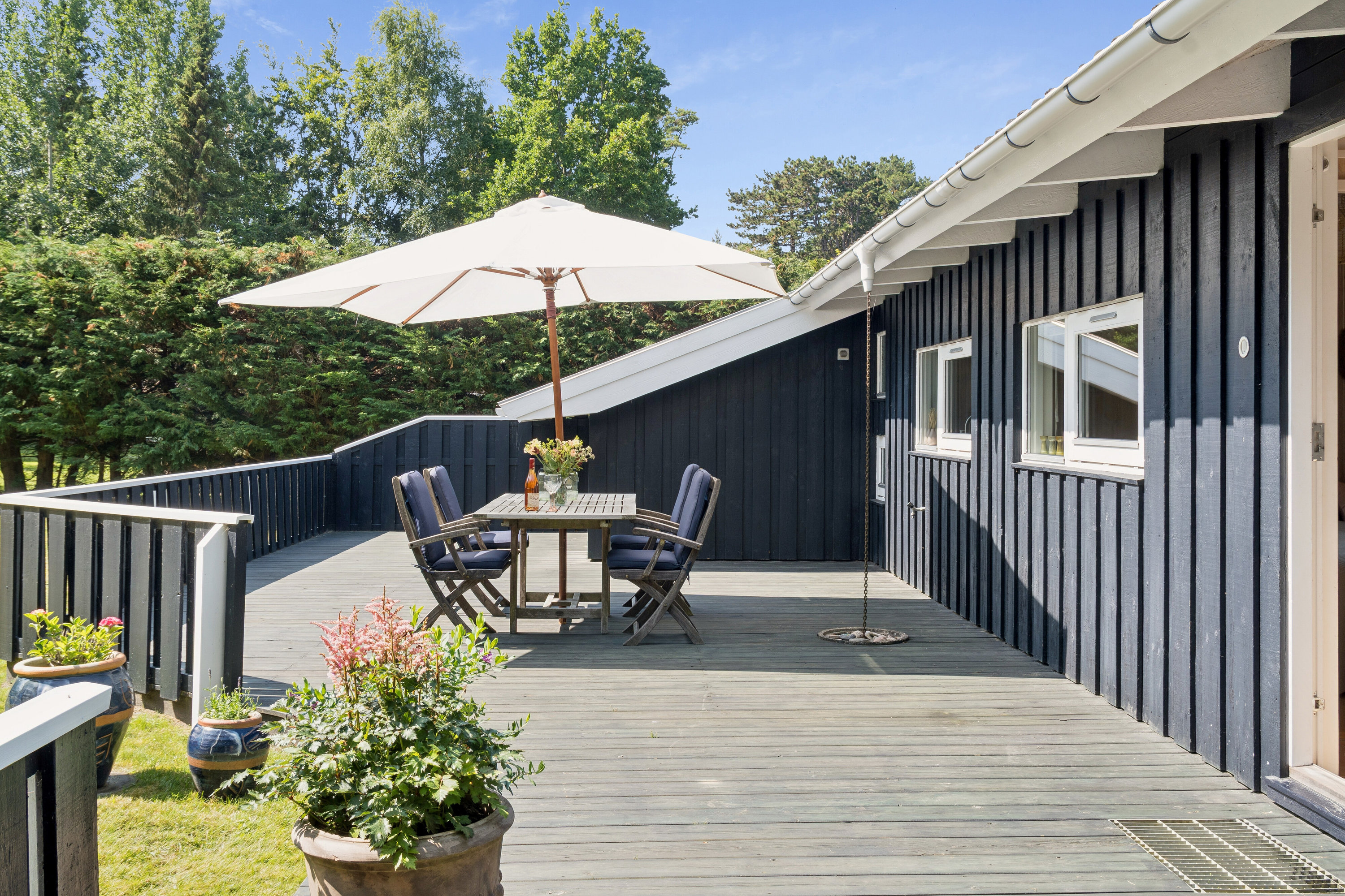 Fremhævet terrasse billede i fuldskærmstilstand. Billede af Rylelunden 8A, Veddinge Bk, 4540 Fårevejle