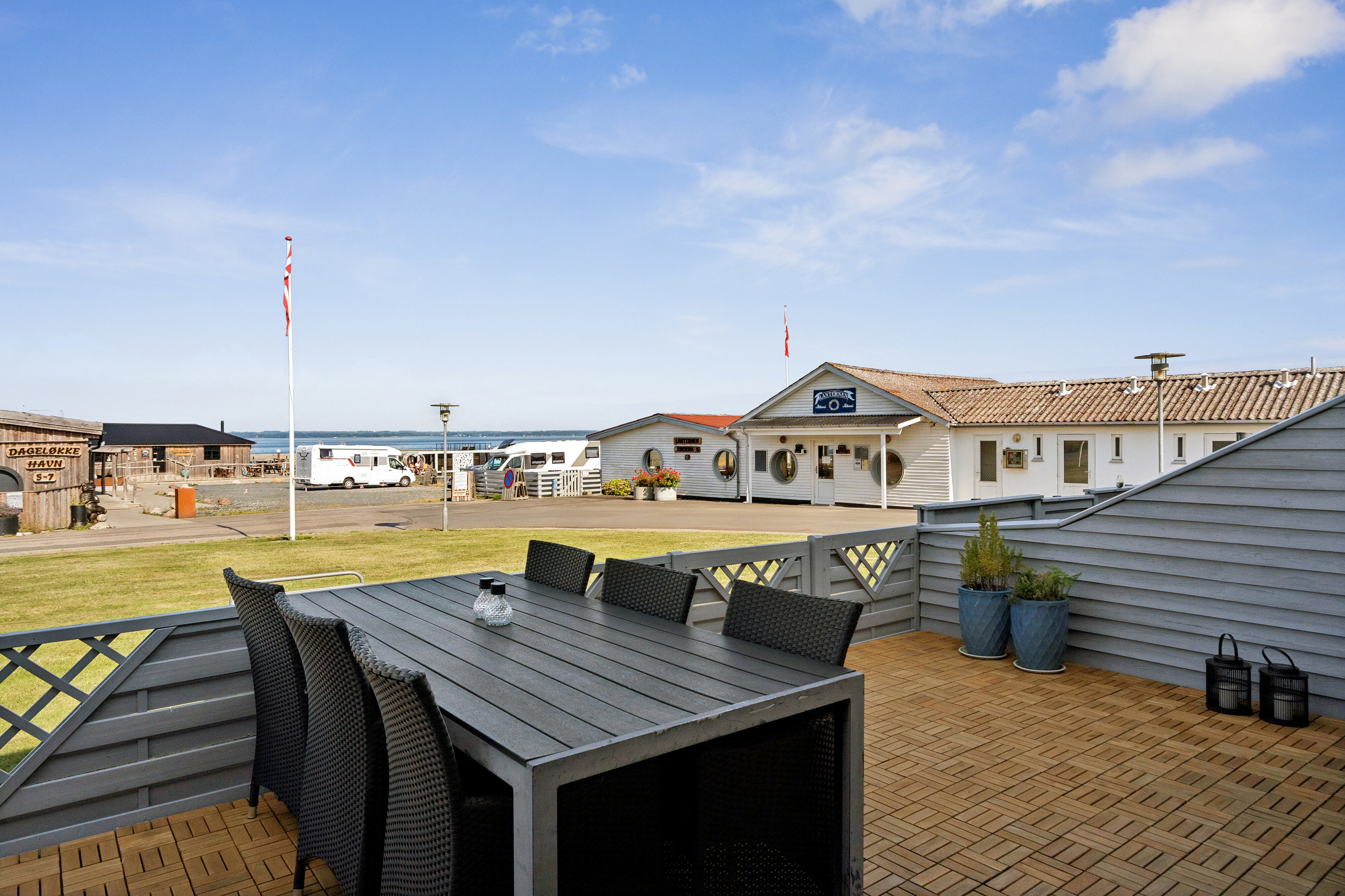 Fremhævet terrasse billede i fuldskærmstilstand. Billede af Dageløkke Marina 2S, Dageløkke, 5953 Tranekær