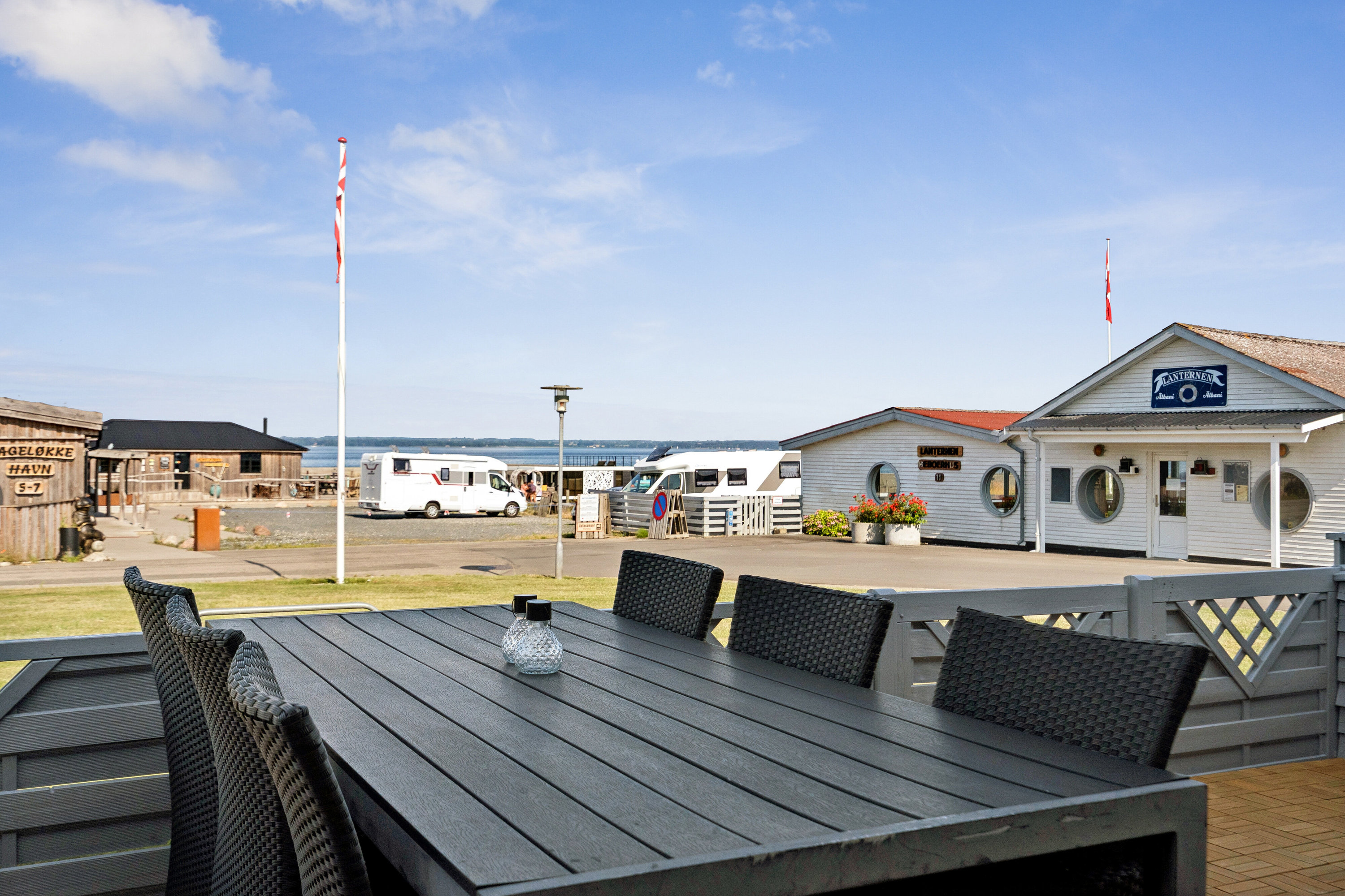 Fremhævet terrasse billede i fuldskærmstilstand. Billede af Dageløkke Marina 2S, Dageløkke, 5953 Tranekær