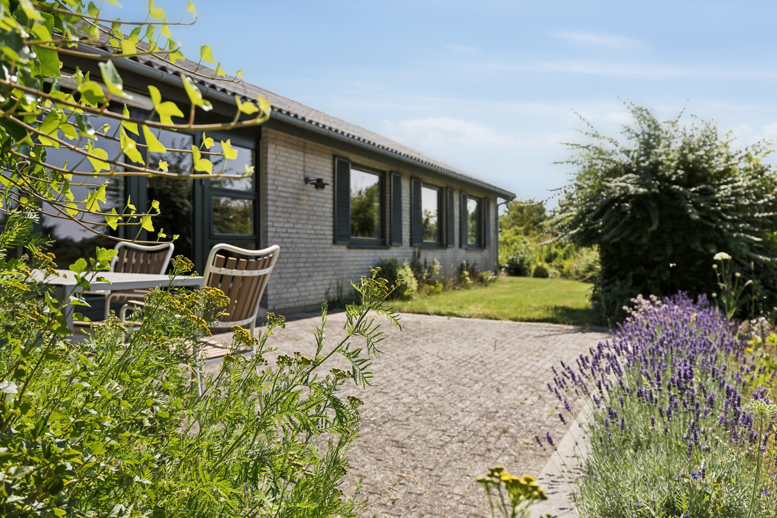 Fremhævet terrasse billede i fuldskærmstilstand. Billede af Langåsen 13, Holmstrup, 4450 Jyderup