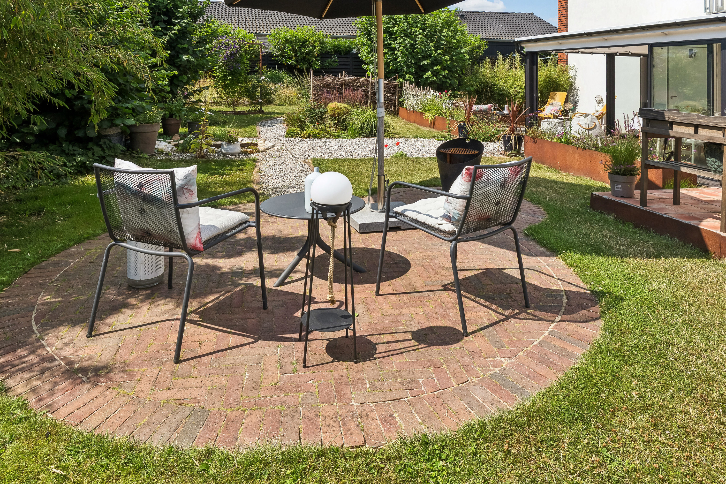 Fremhævet terrasse billede i fuldskærmstilstand. Billede af Karise Alle 5, 2650 Hvidovre