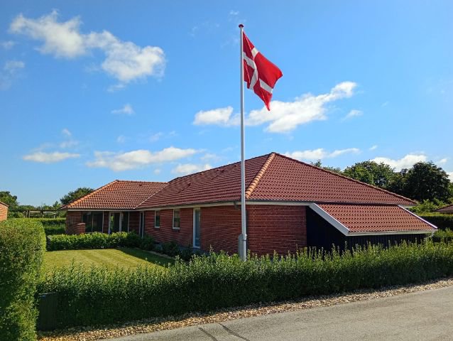 Fremhævet  billede i fuldskærmstilstand. Billede af Webersvej 47, 7500 Holstebro