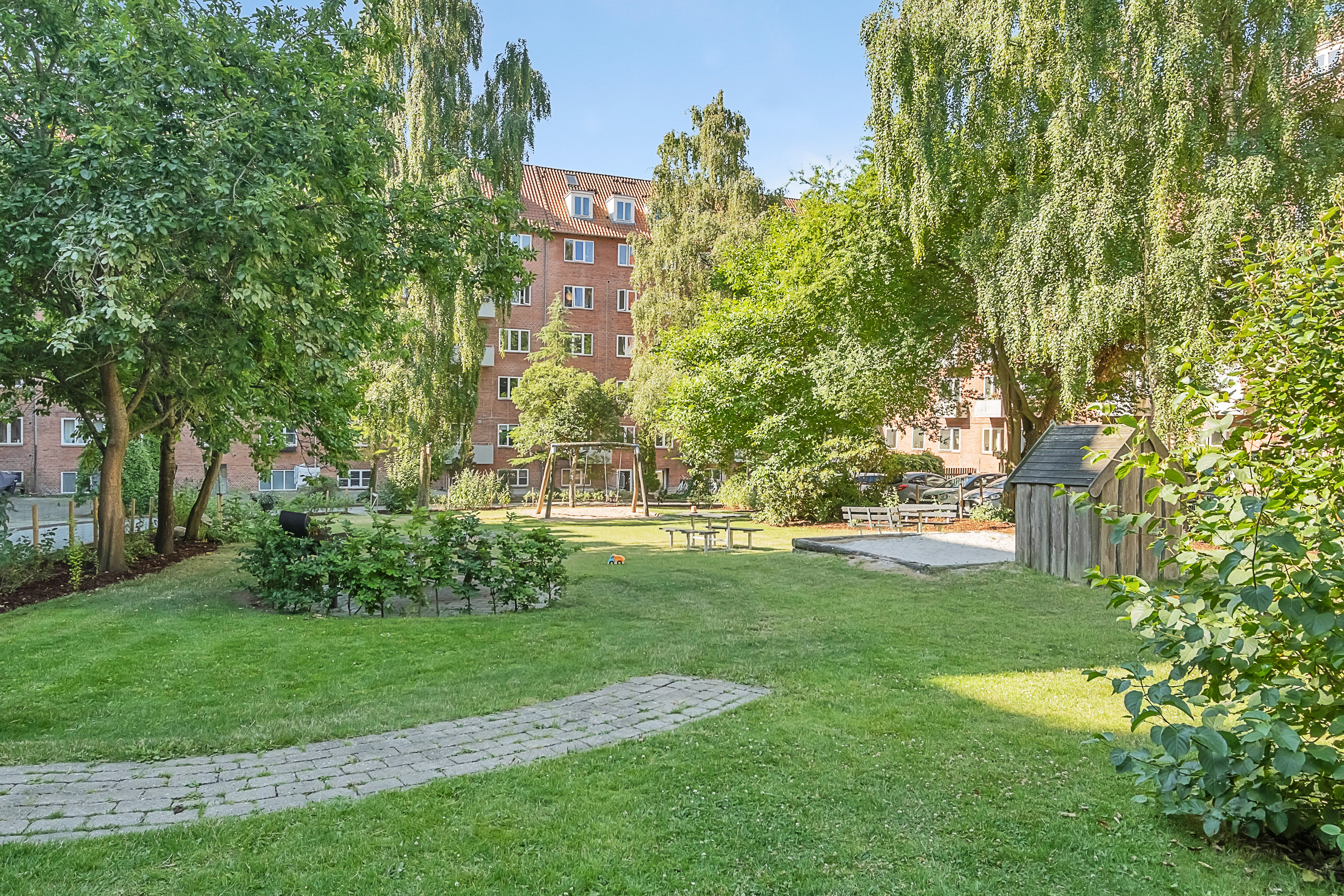 Fremhævet gårdmiljø billede i fuldskærmstilstand. Billede af Tage-Hansens Gade 11, st. tv., 8000 Aarhus C