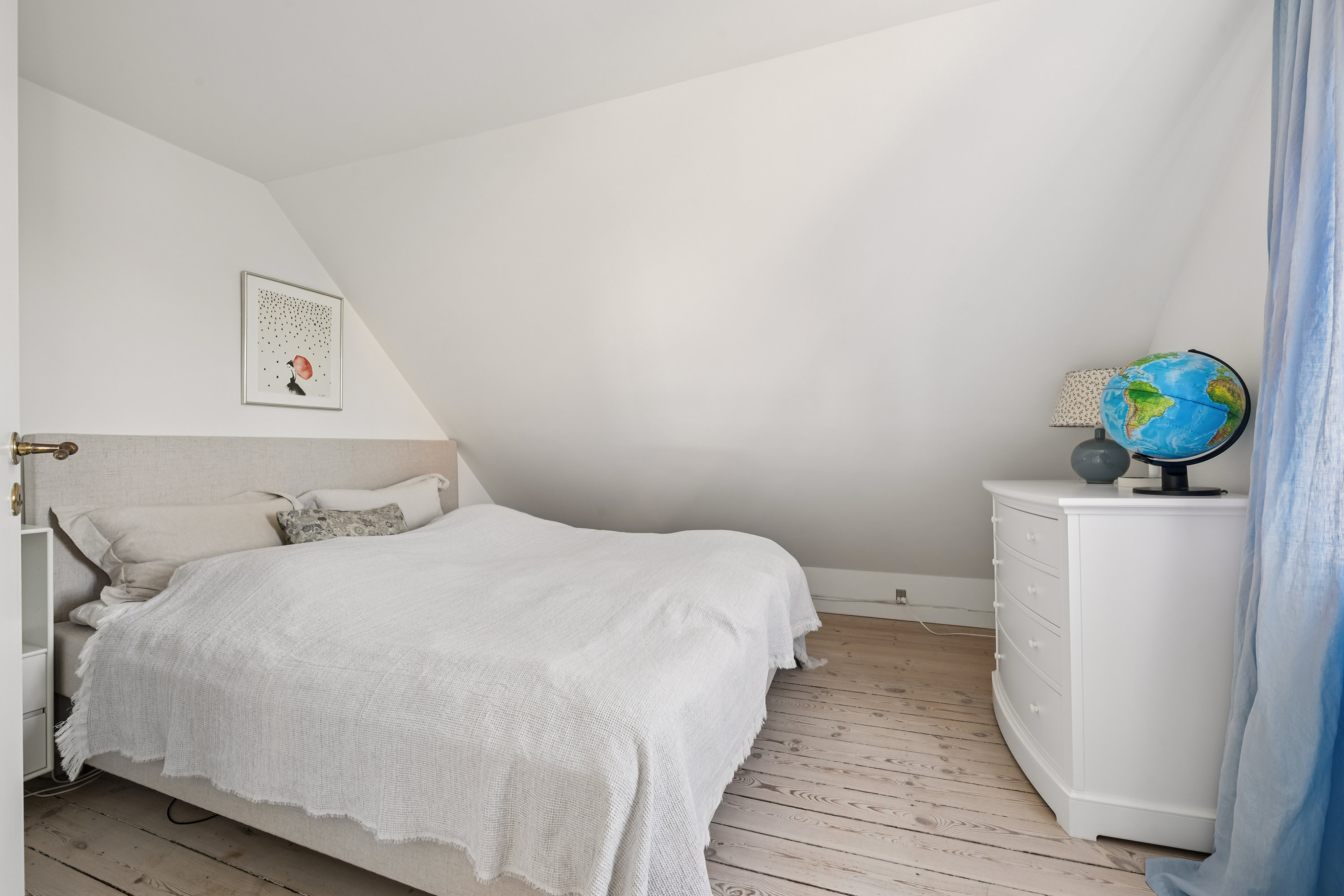Fremhævet værelse billede i fuldskærmstilstand. Billede af Gammel Lundtoftevej 35, 2800 Kongens Lyngby