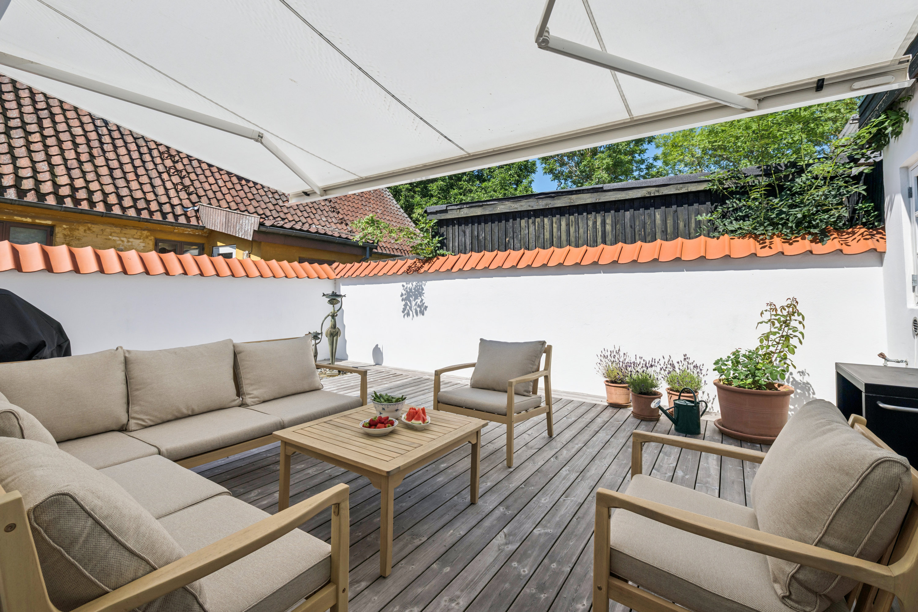 Fremhævet terrasse billede i fuldskærmstilstand. Billede af Gammel Lundtoftevej 35, 2800 Kongens Lyngby