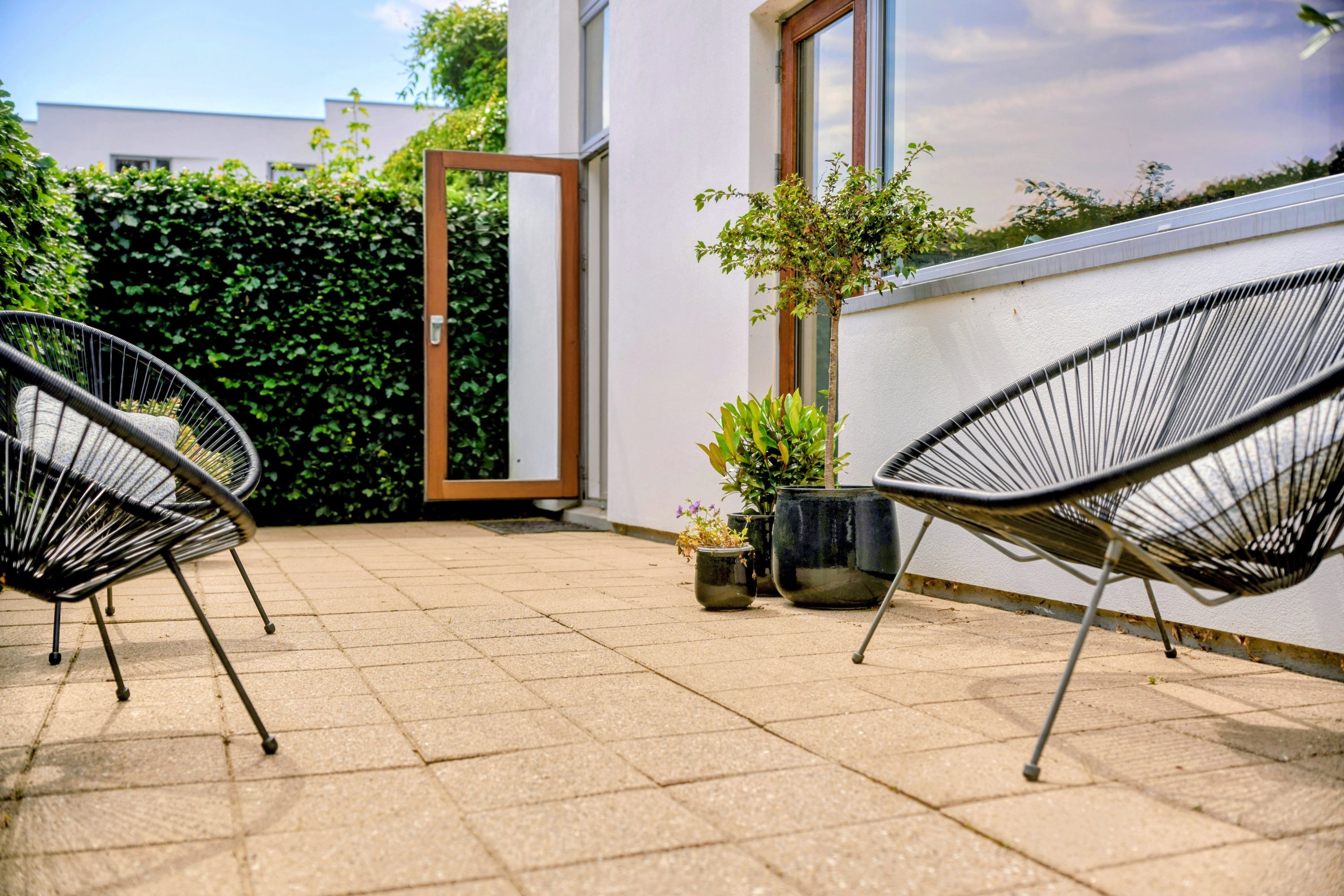 Fremhævet terrasse billede i fuldskærmstilstand. Billede af Kongefolden 87, Skanderborg Bakker, 8660 Skanderborg